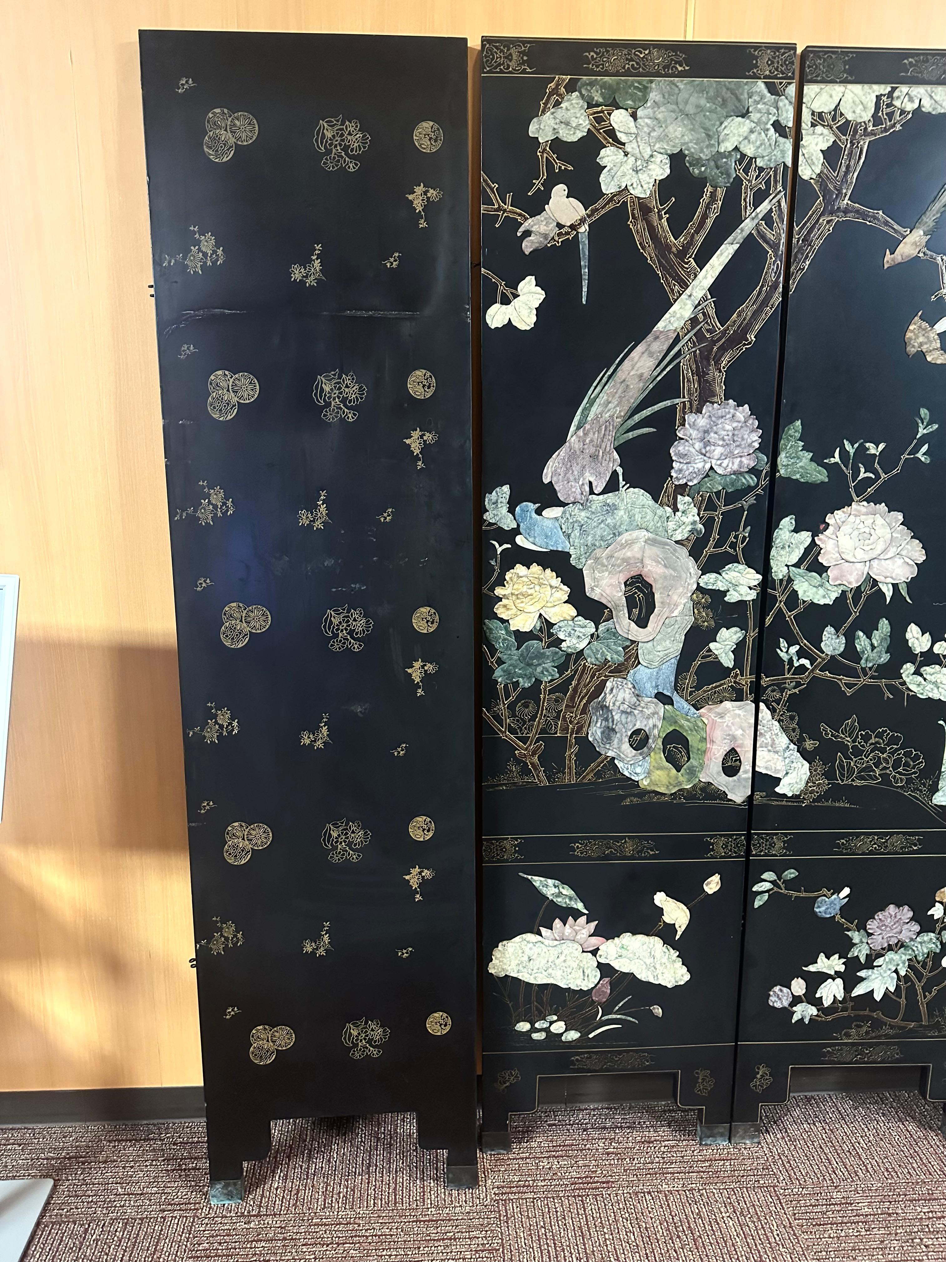 Chinese Screen with Semi-Precious Stone For Sale 8