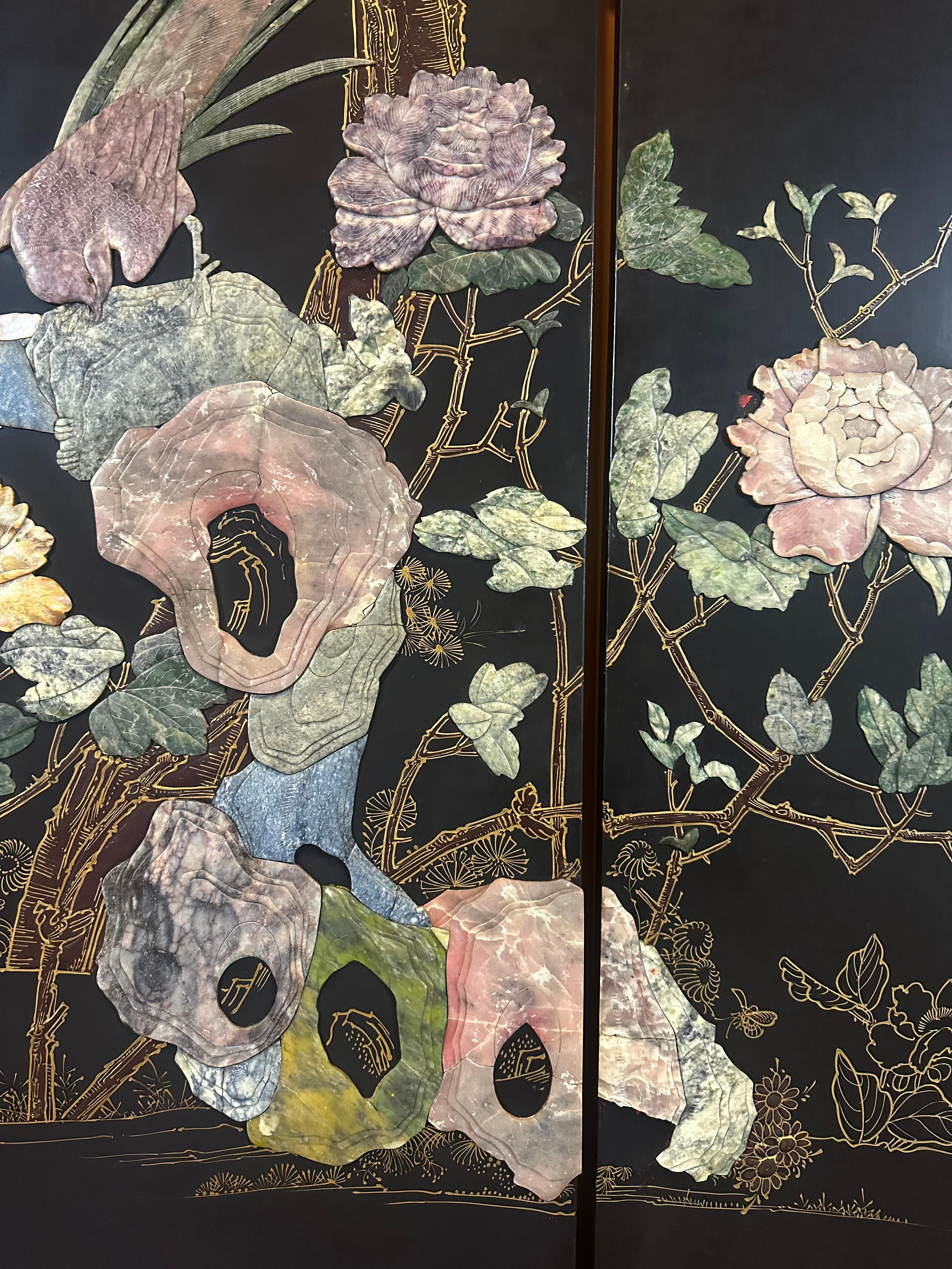 Chinese Screen with Semi-Precious Stone For Sale 1