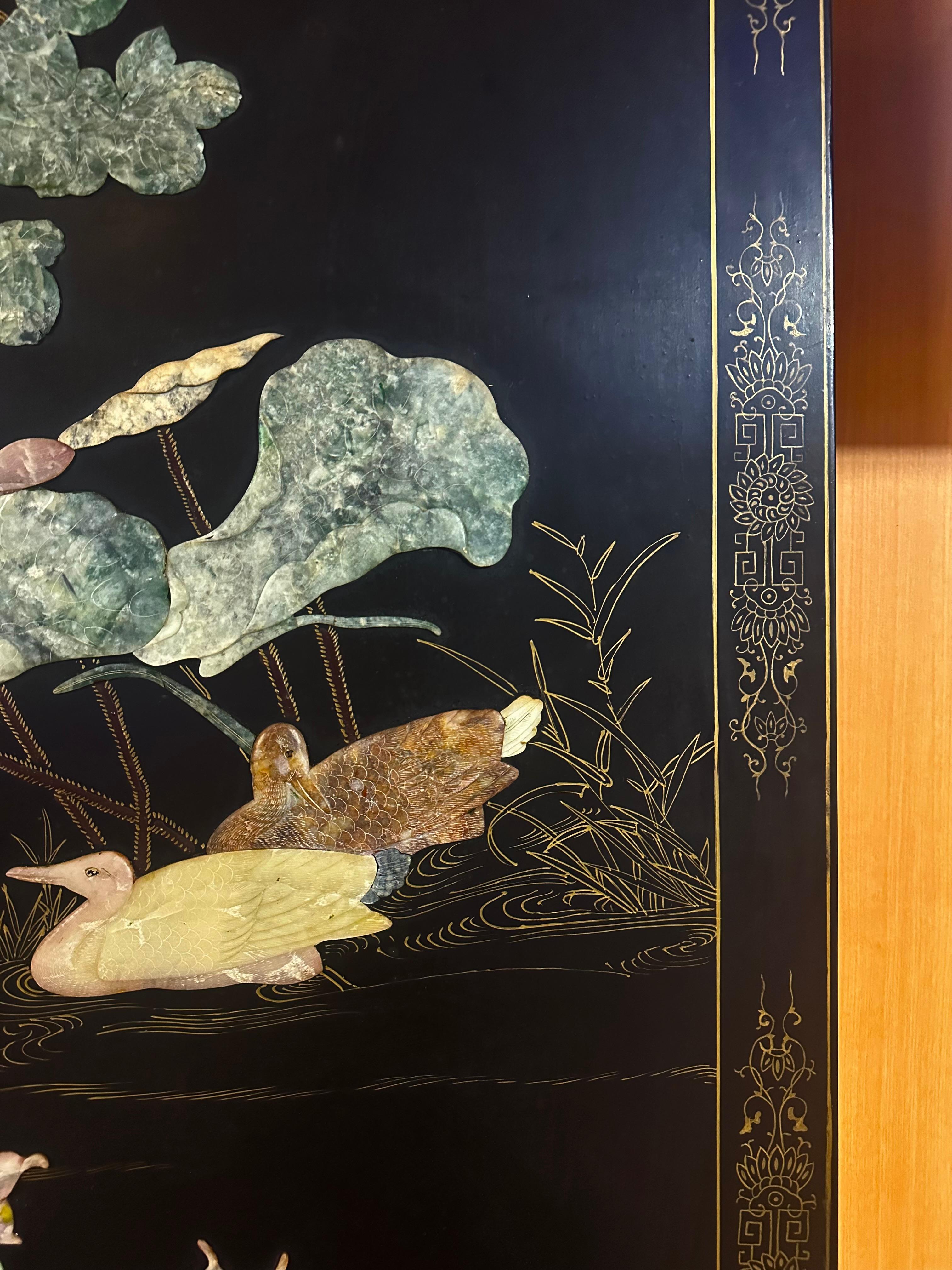 Chinese Screen with Semi-Precious Stone For Sale 2