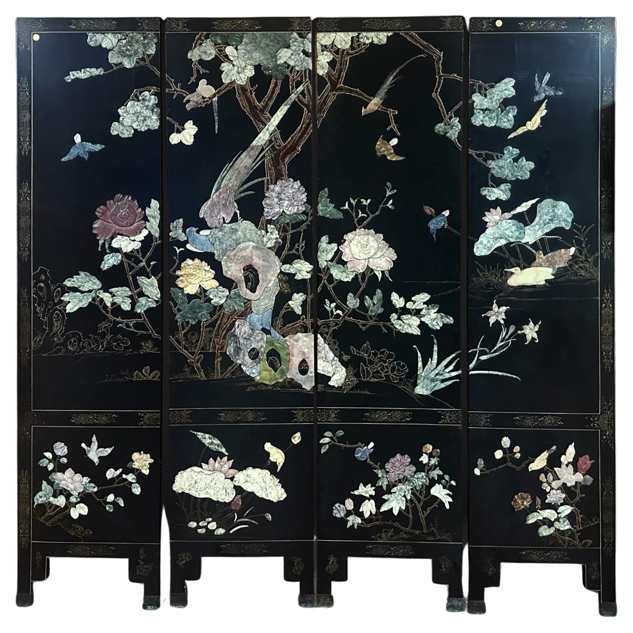 Chinese Screen with Semi-Precious Stone For Sale