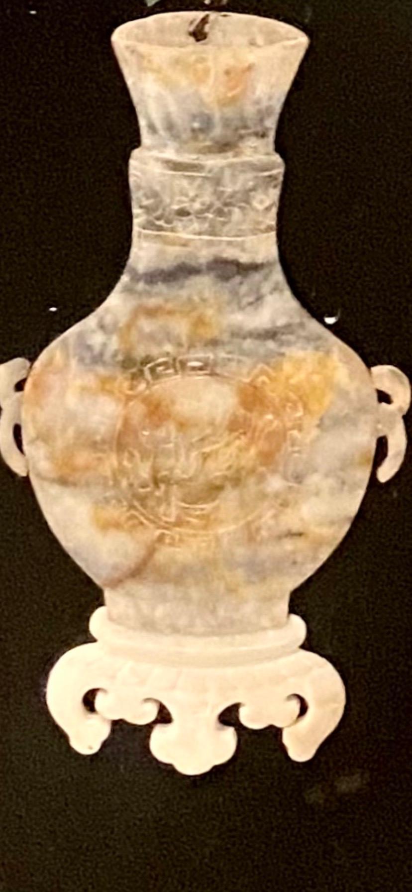 Paravento cinese in pietra saponaria, pietra dura semipreziosa e lacca in vendita 8