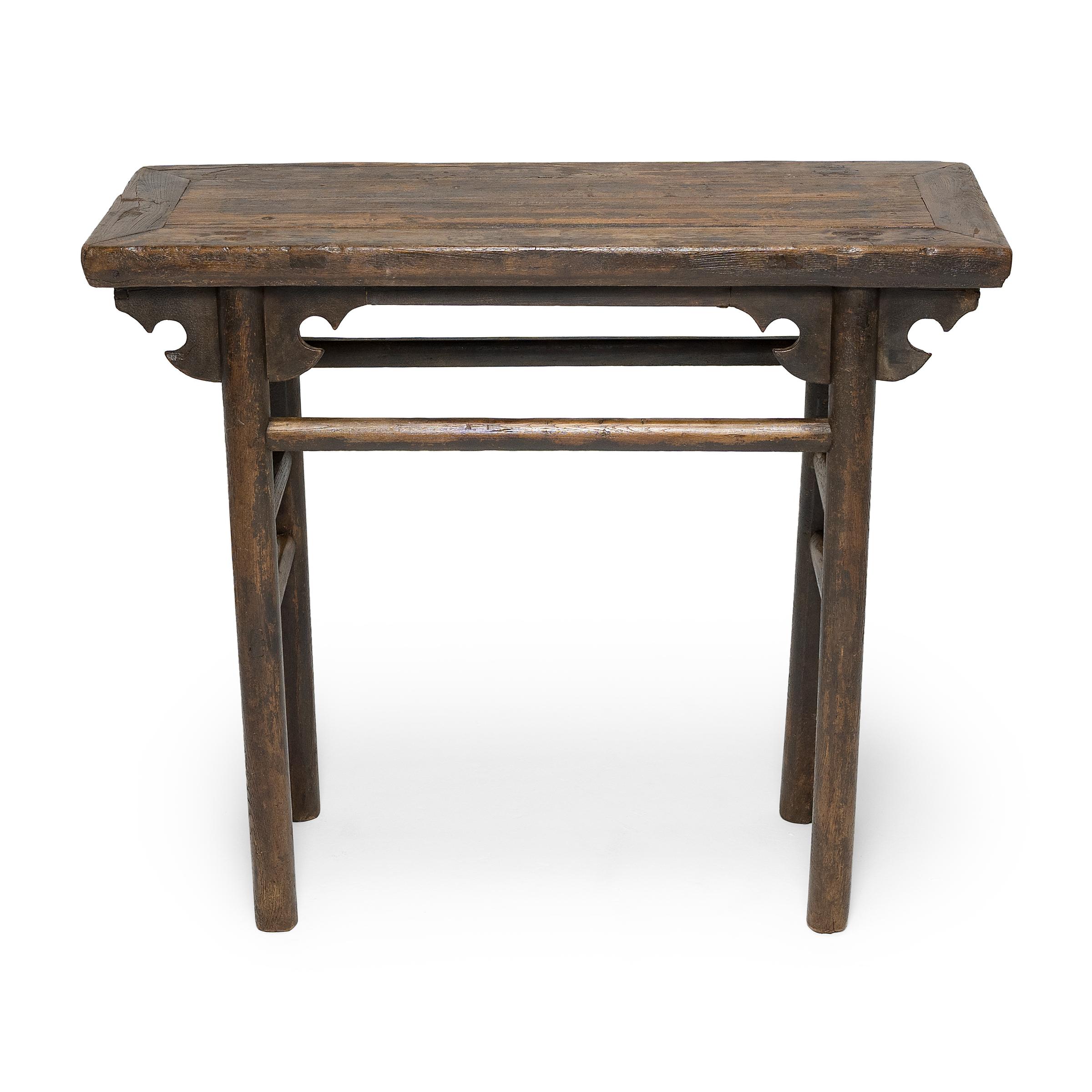 Elm Chinese Shallow Wine Table, circa 1800 For Sale