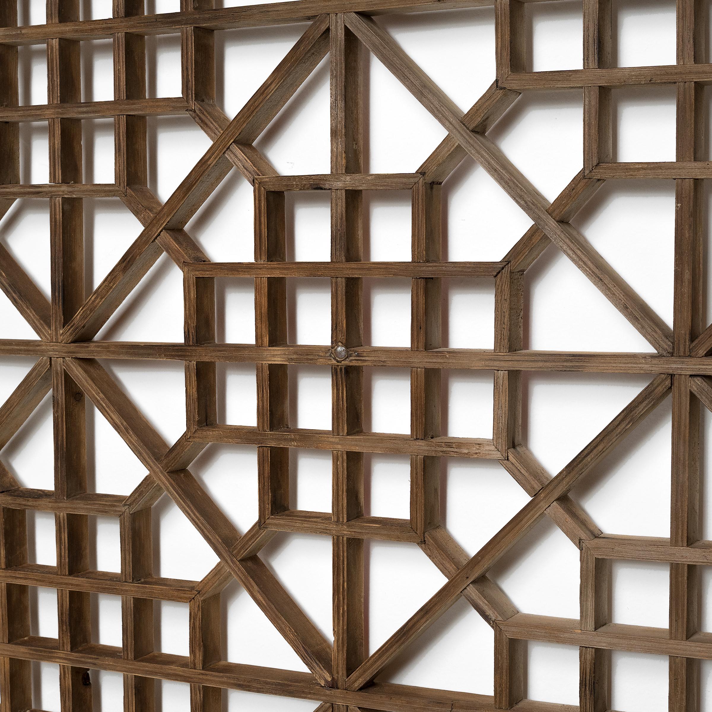Chinese Shanxi Lattice Window Panel, circa 1900 In Good Condition For Sale In Chicago, IL