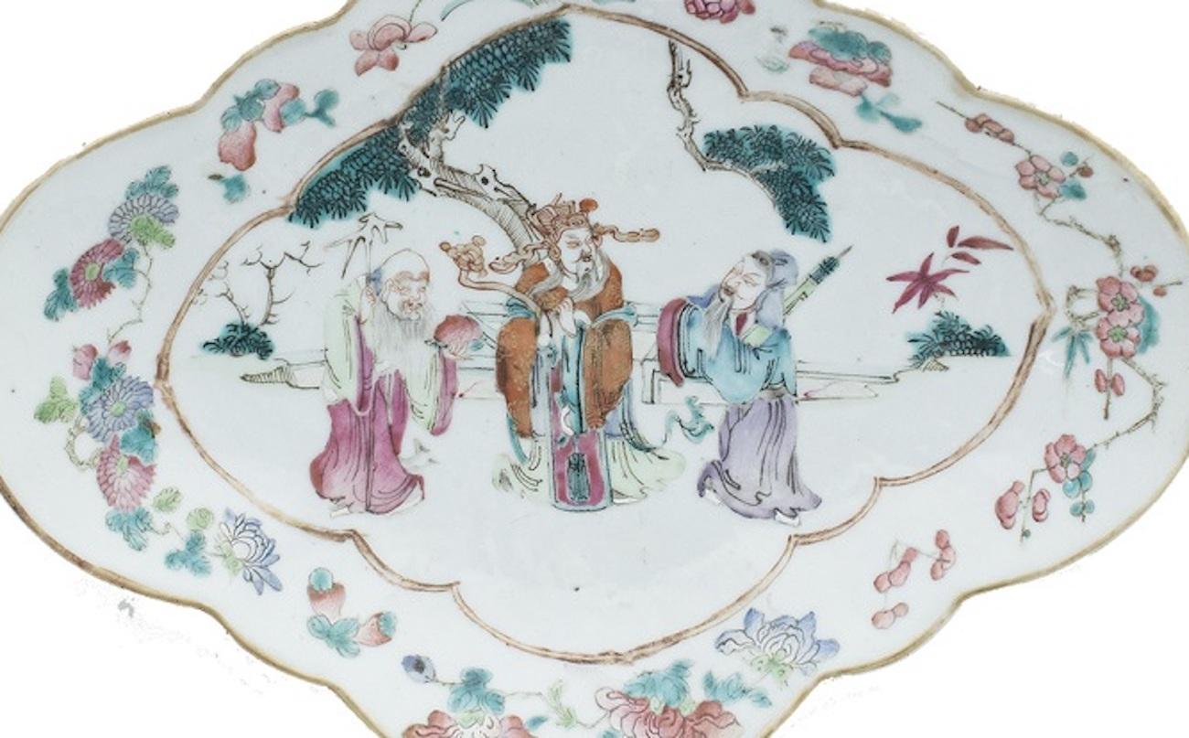19th Century Chinese Shaped-Oval Tray, China, Early 20th Century