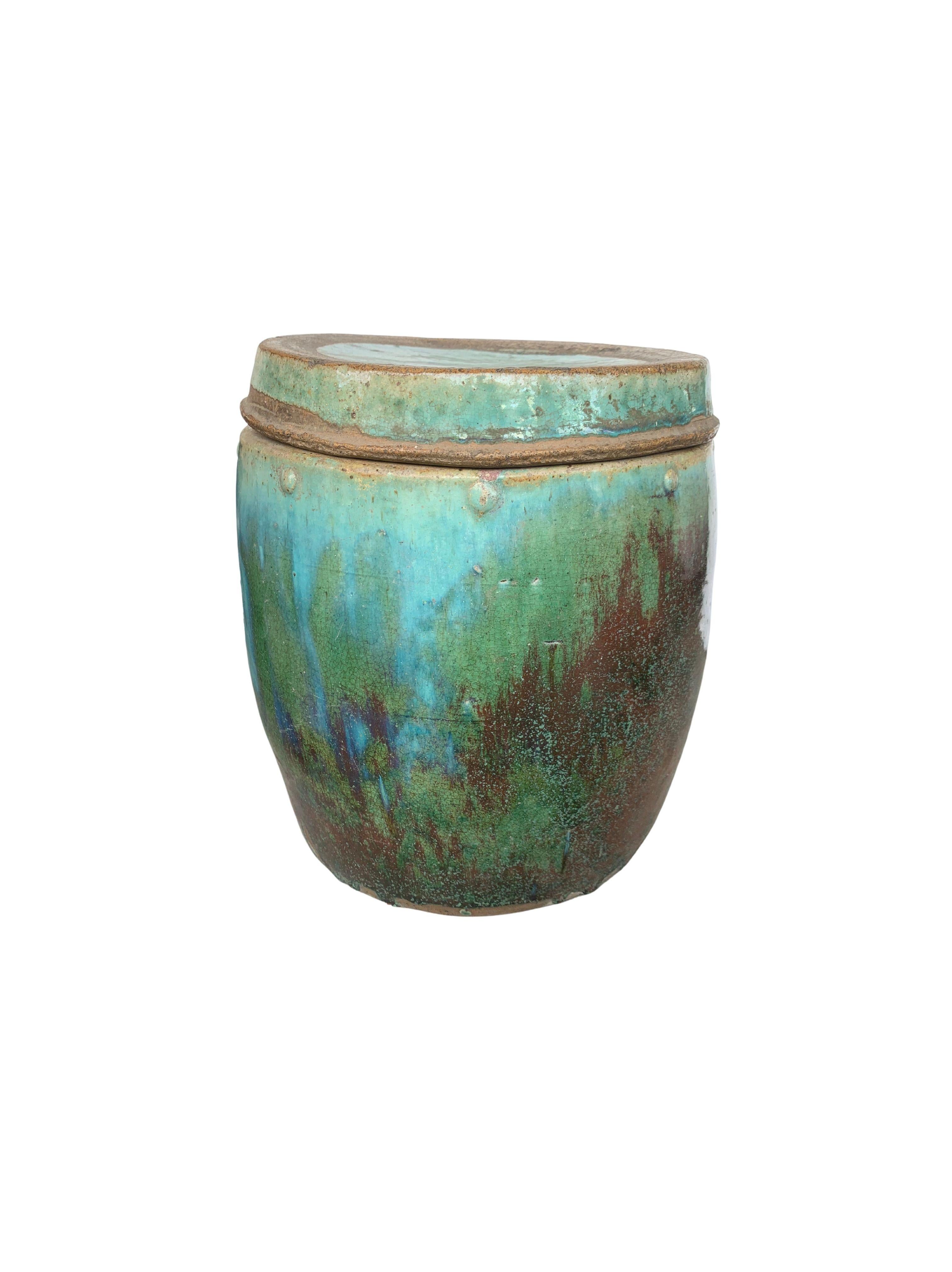 Chinese Shiwan Green Glazed Ceramic Jar / Planter, c. 1900 For Sale 1