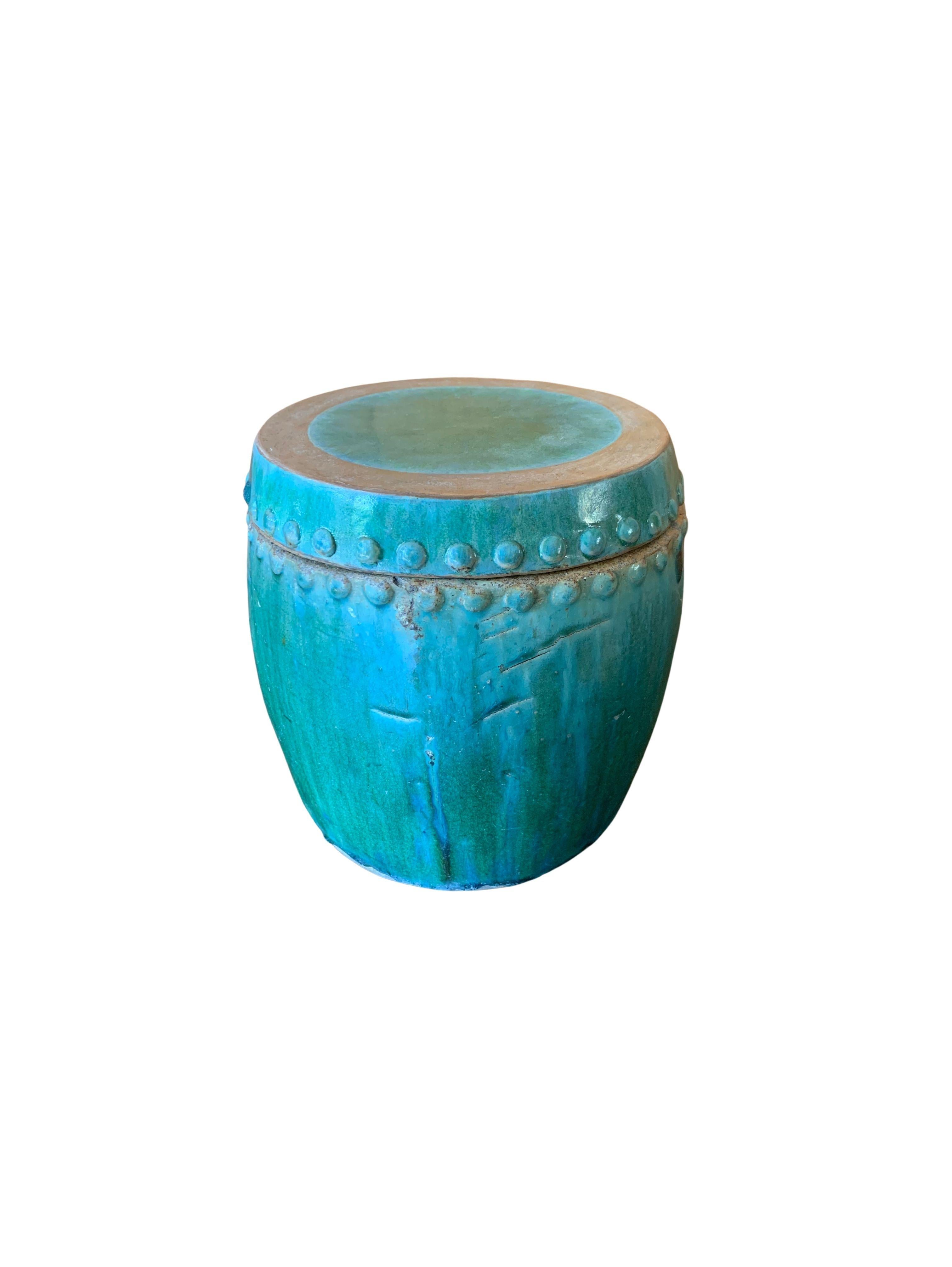 20th Century Chinese Shiwan Green Glazed Ceramic Jar / Planter, c. 1900 For Sale