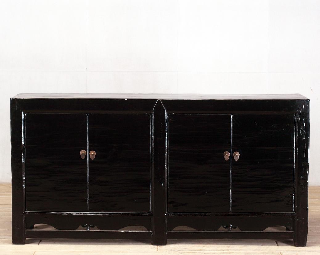 Chinese Sideboard with Four Doors and Restoration 1