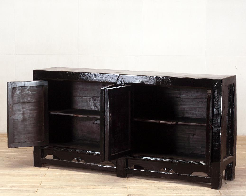 Chinese Sideboard with Four Doors and Restoration 3