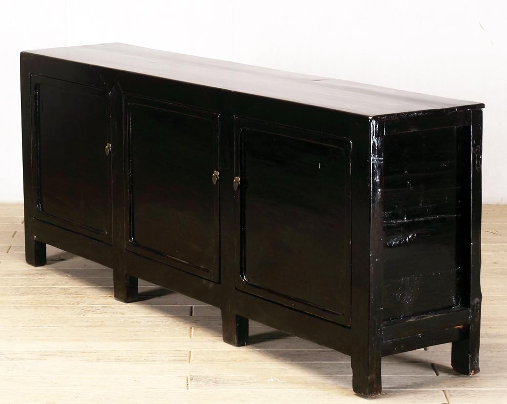 Chinese Sideboard with Three Drawers and Restoration 2