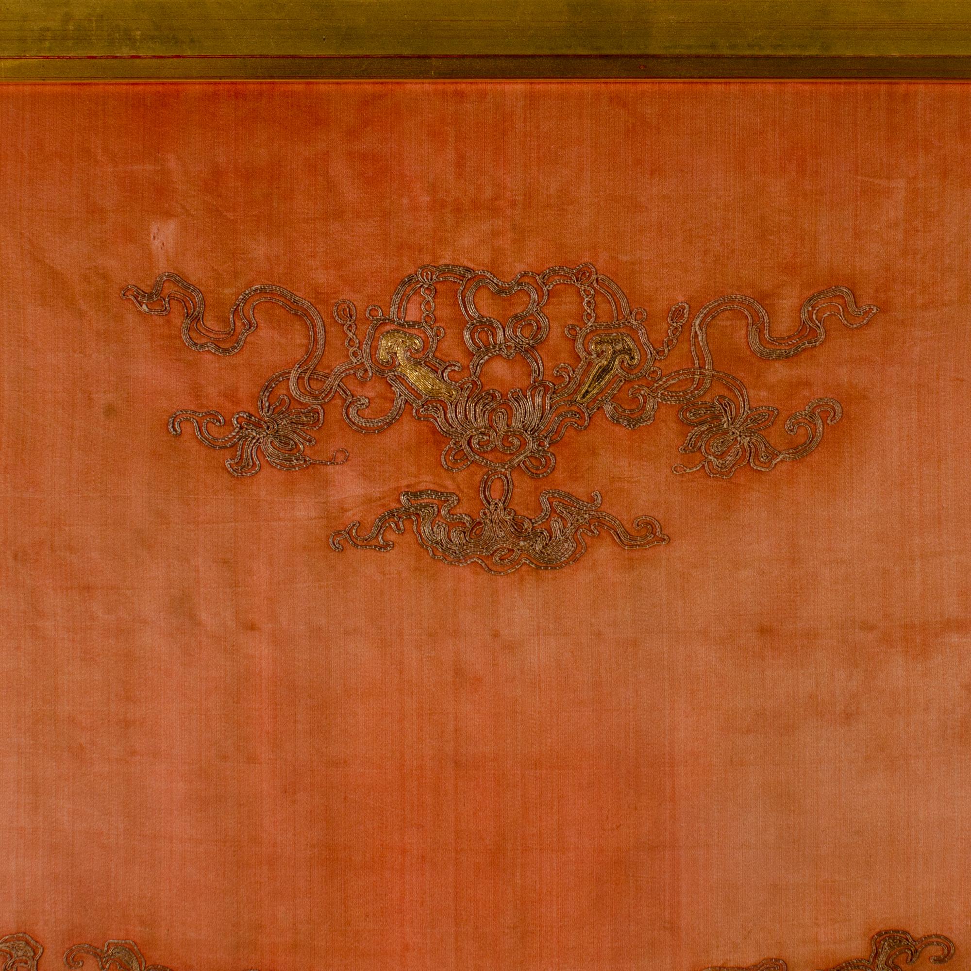 Chinese Silk Embroidered Chair Cover, 19th Century For Sale 2