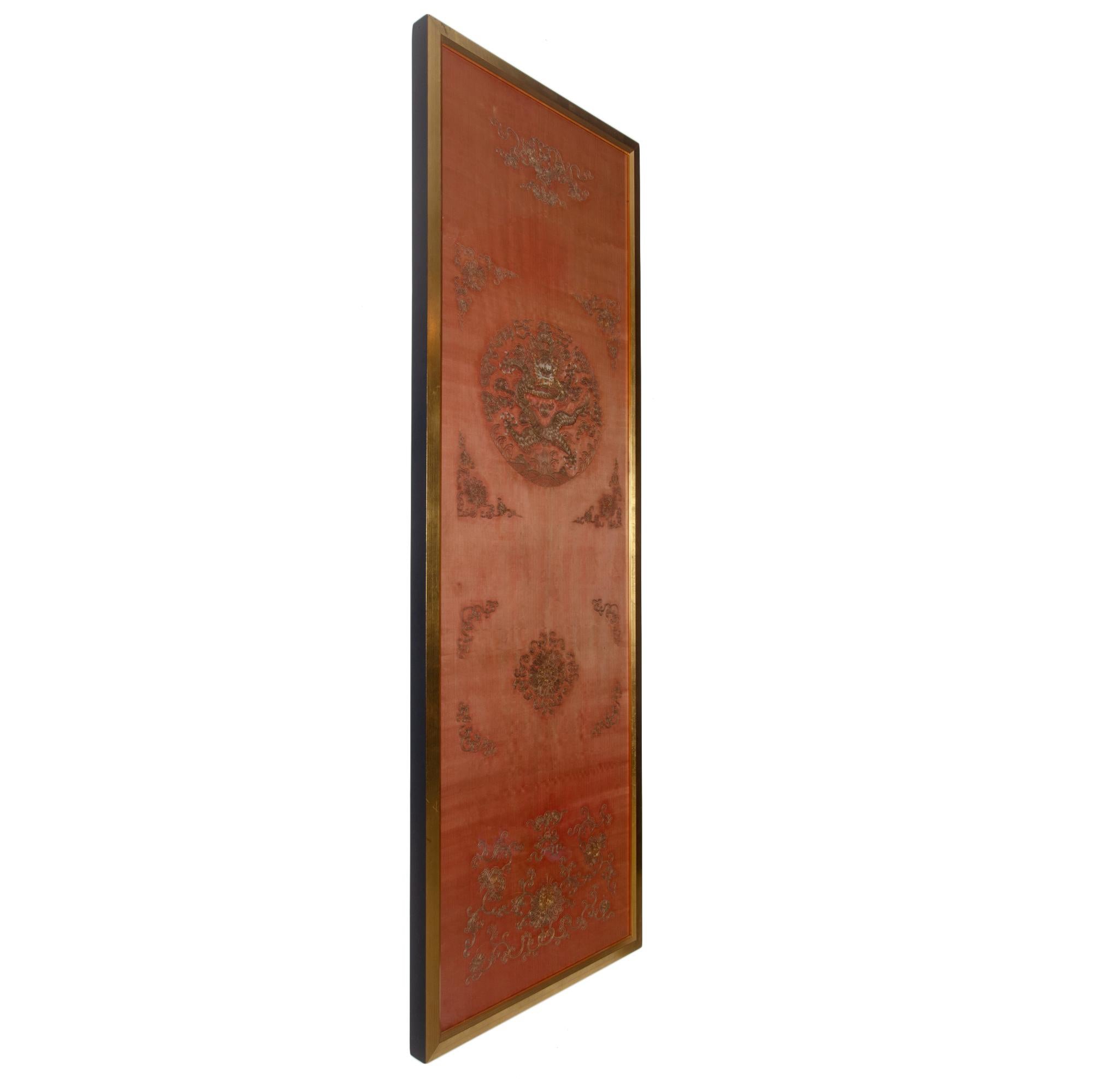 Chinese Silk Embroidered Chair Cover, 19th Century For Sale 5