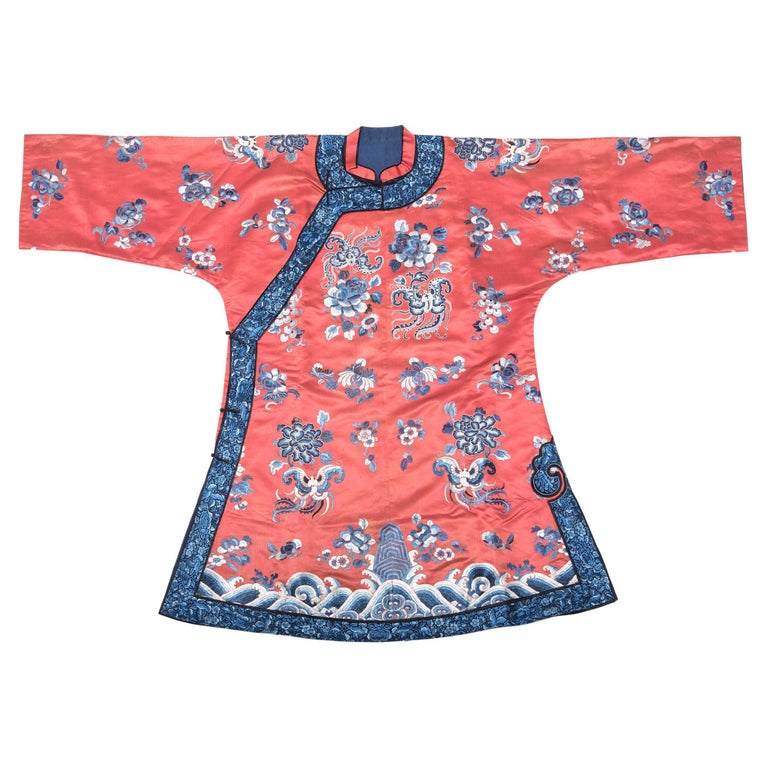 Chinese Silk Lady's Jacket, c. 1900 For Sale at 1stDibs