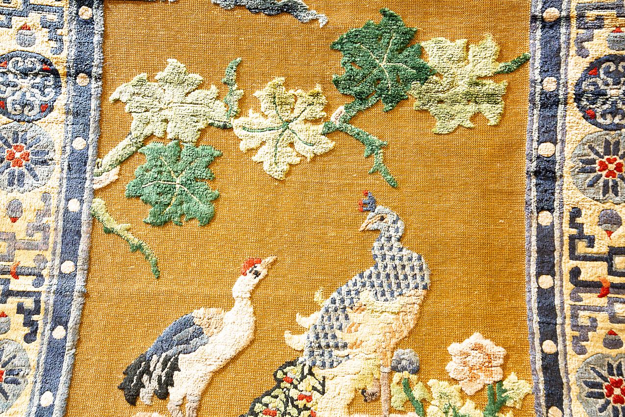 Chinese Silk Rug Immortal Bird Design, 1950-1970 For Sale 3