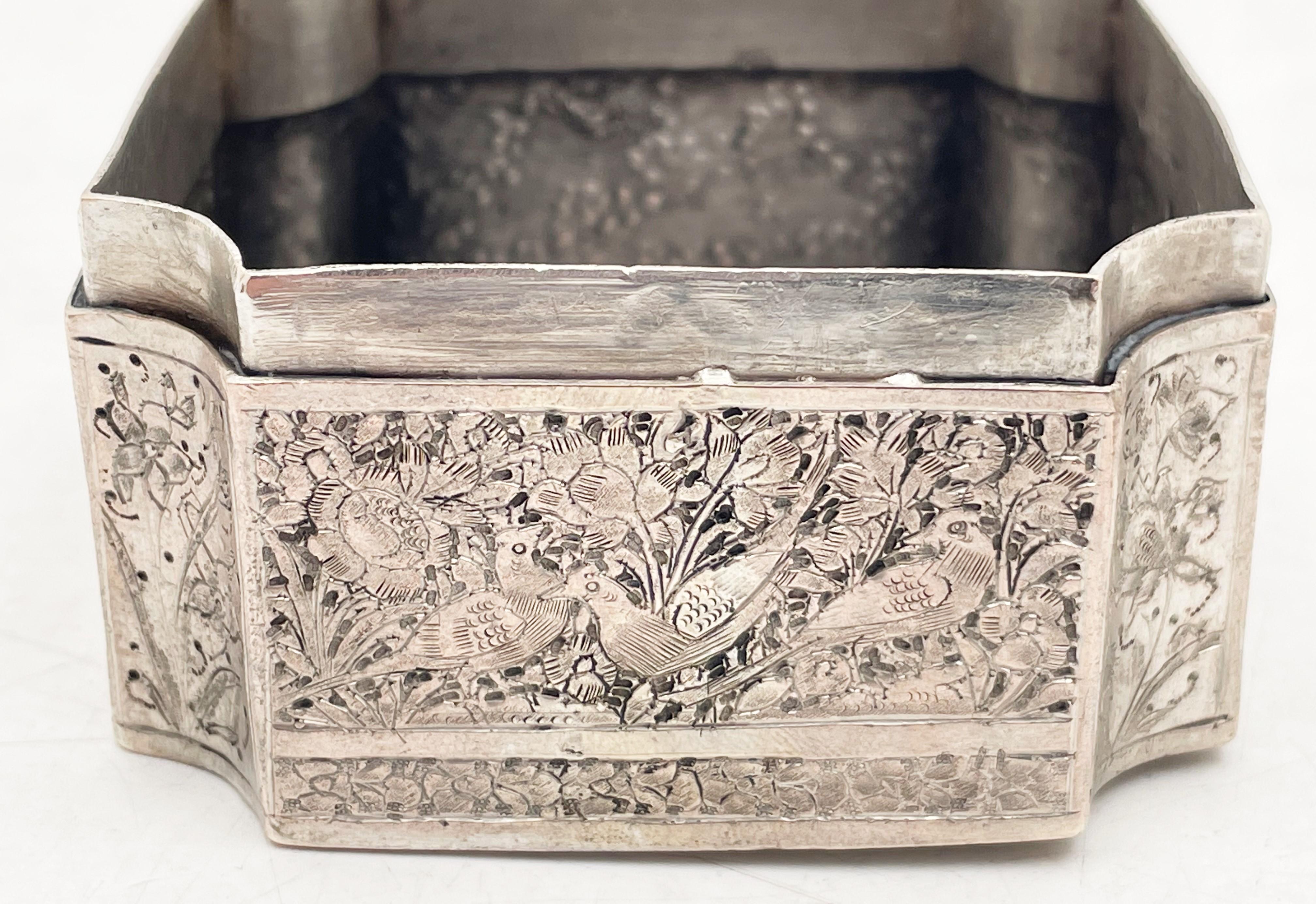 Chinese Silver Box with Bird and Floral Motifs For Sale 1