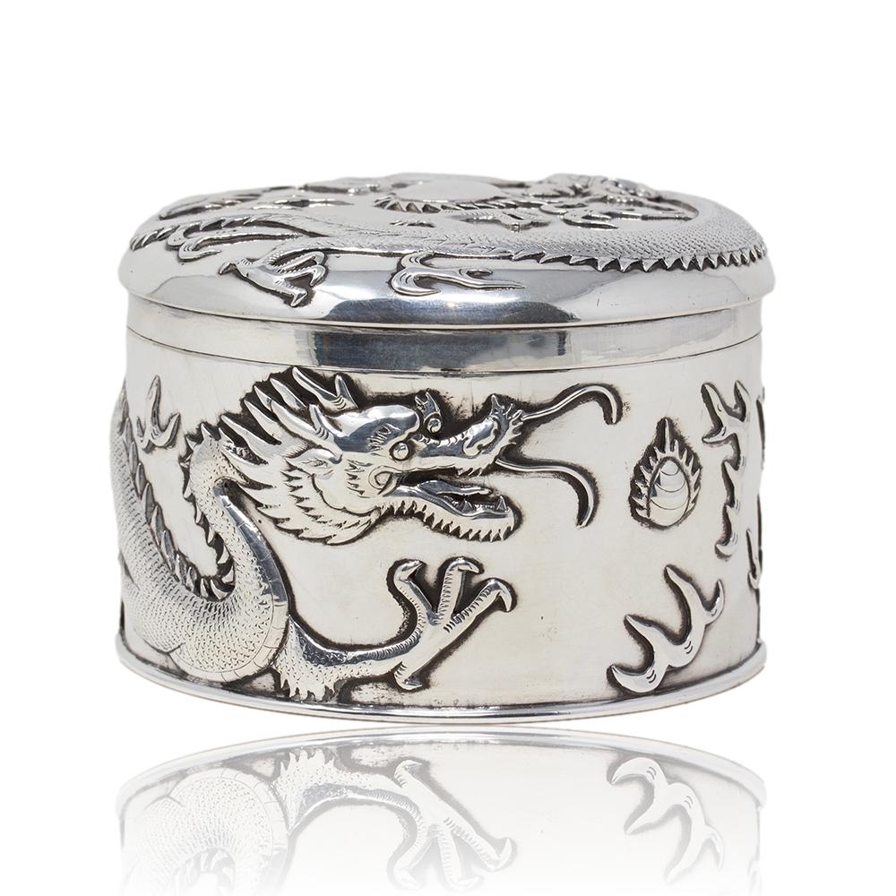 Scatola del drago cinese in argento di Hung Chong & Co. In condizioni buone in vendita a Newark, England