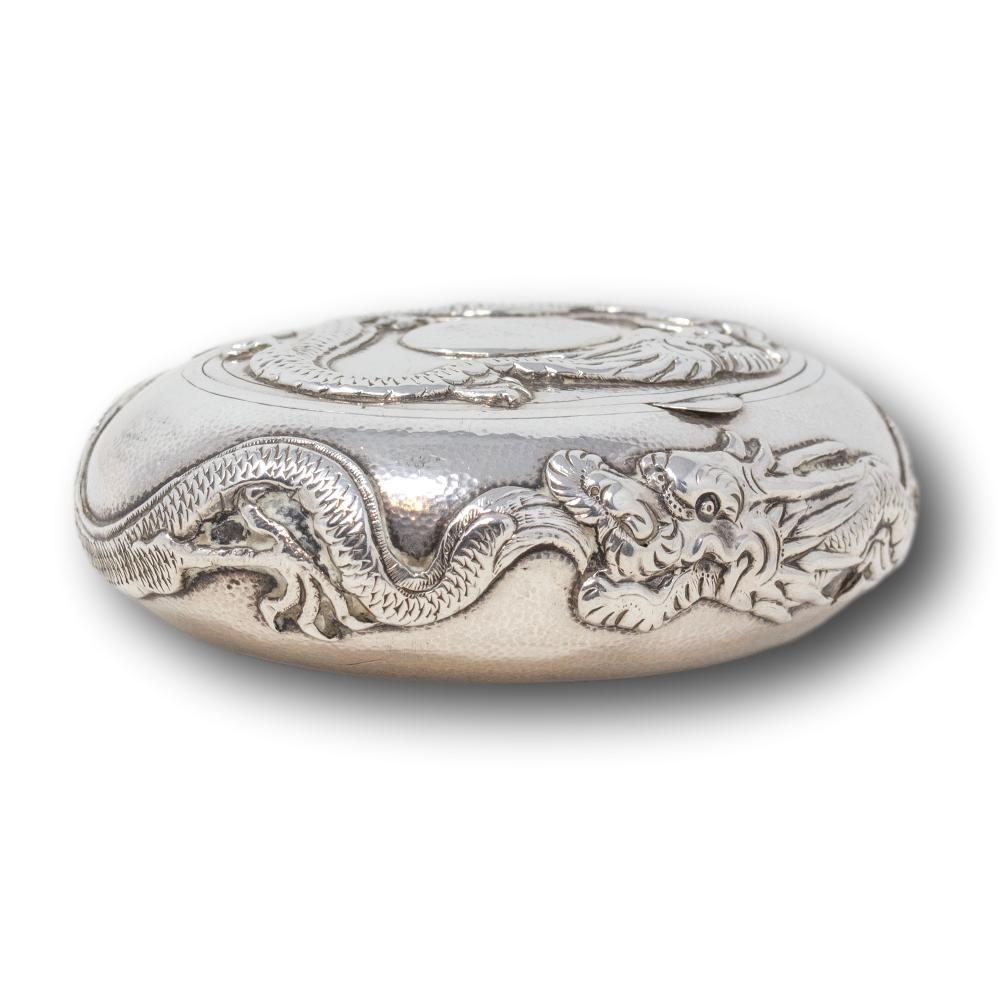 Chinesische Silber Drachen Schnupftabakdose Hung Chong im Angebot 6