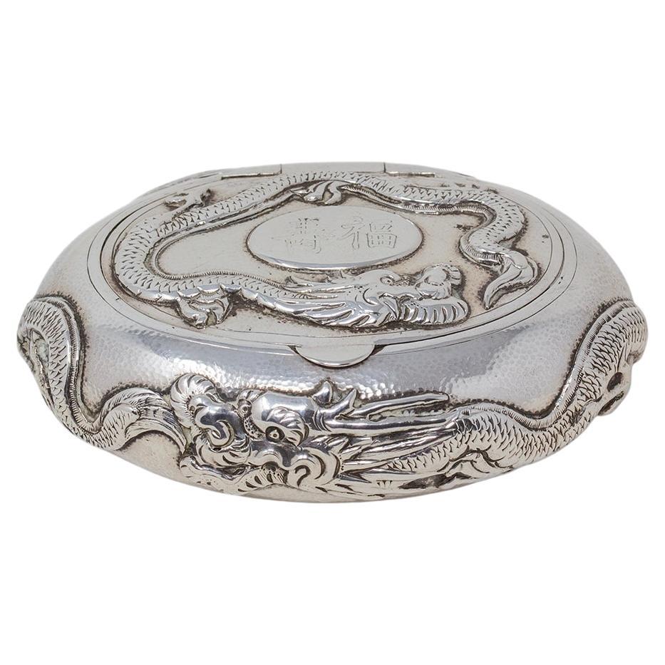 Chinese Silver Dragon Snuff Box Hung Chong For Sale
