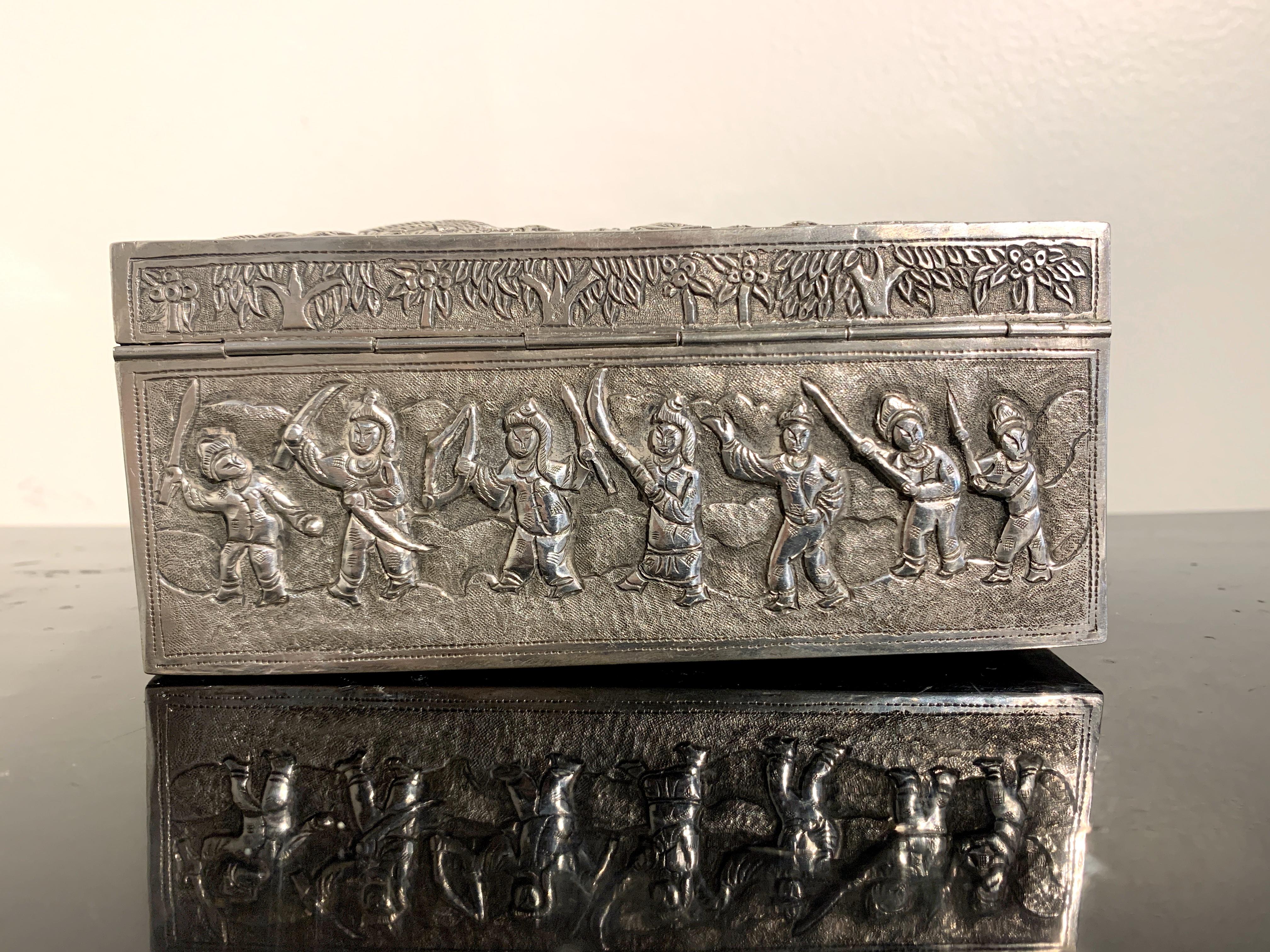 Qing Chinese Silver Repoussé Box with Warriors, Early 20th Century, China For Sale