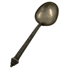 Chinese Silver Spoon with Foliage Decoration, Late 19th Century
