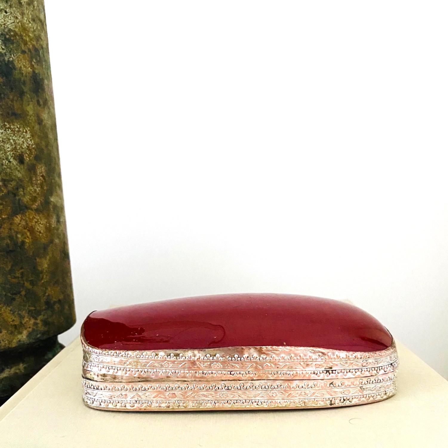 Silver Trinket Box with Antique Oxblood Porcelain Inset, Chinese circa 1945 4