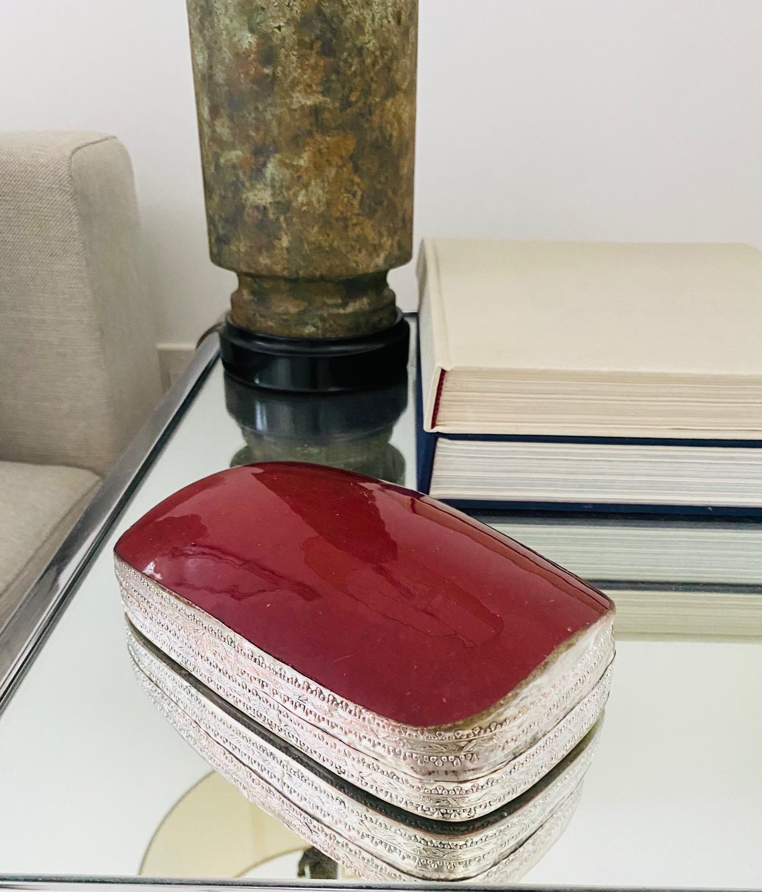 Silver Trinket Box with Antique Oxblood Porcelain Inset, Chinese circa 1945 2