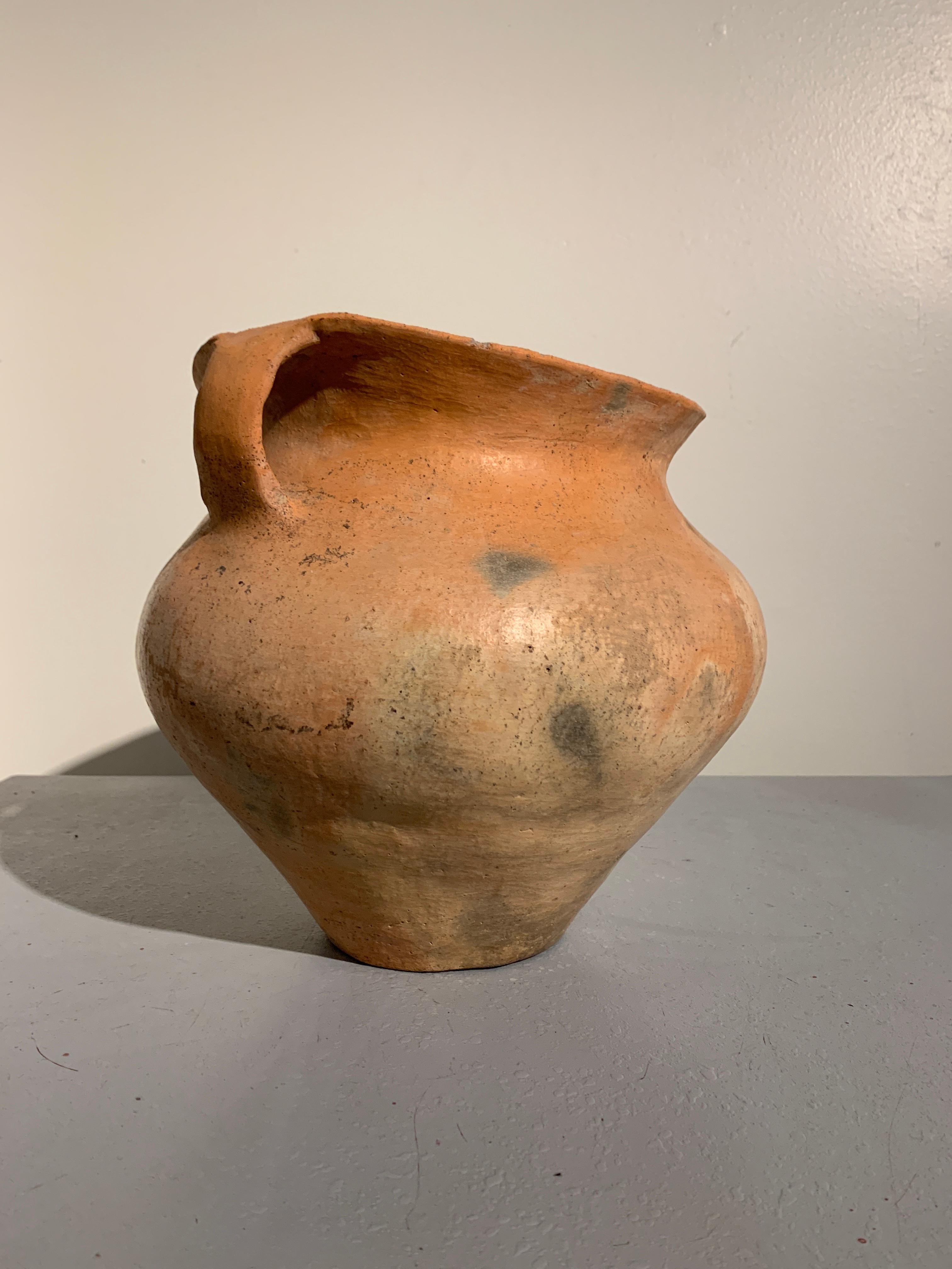 Chinese Siwa Culture Neolithic Burnished Pottery Amphora, circa 1200 BC 1