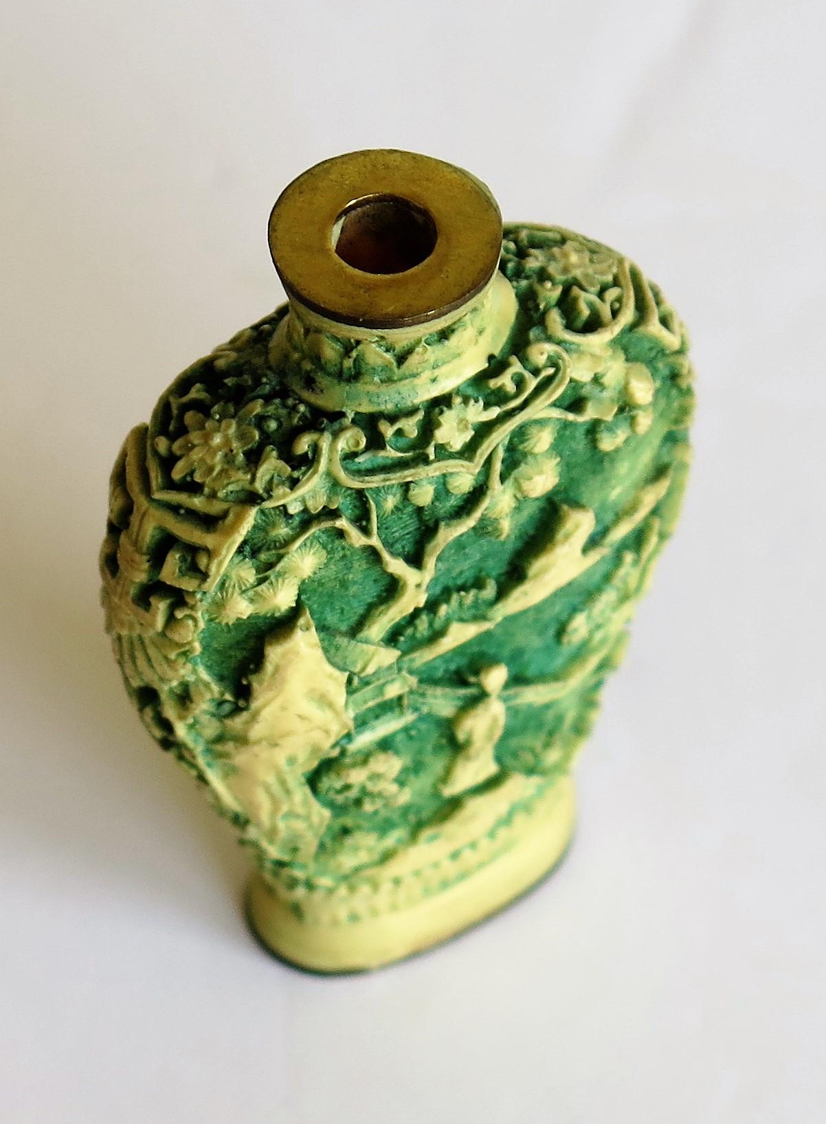 Chinese Snuff Bottle Deeply Carved with 4-Character Mark to Base, circa 1930 7