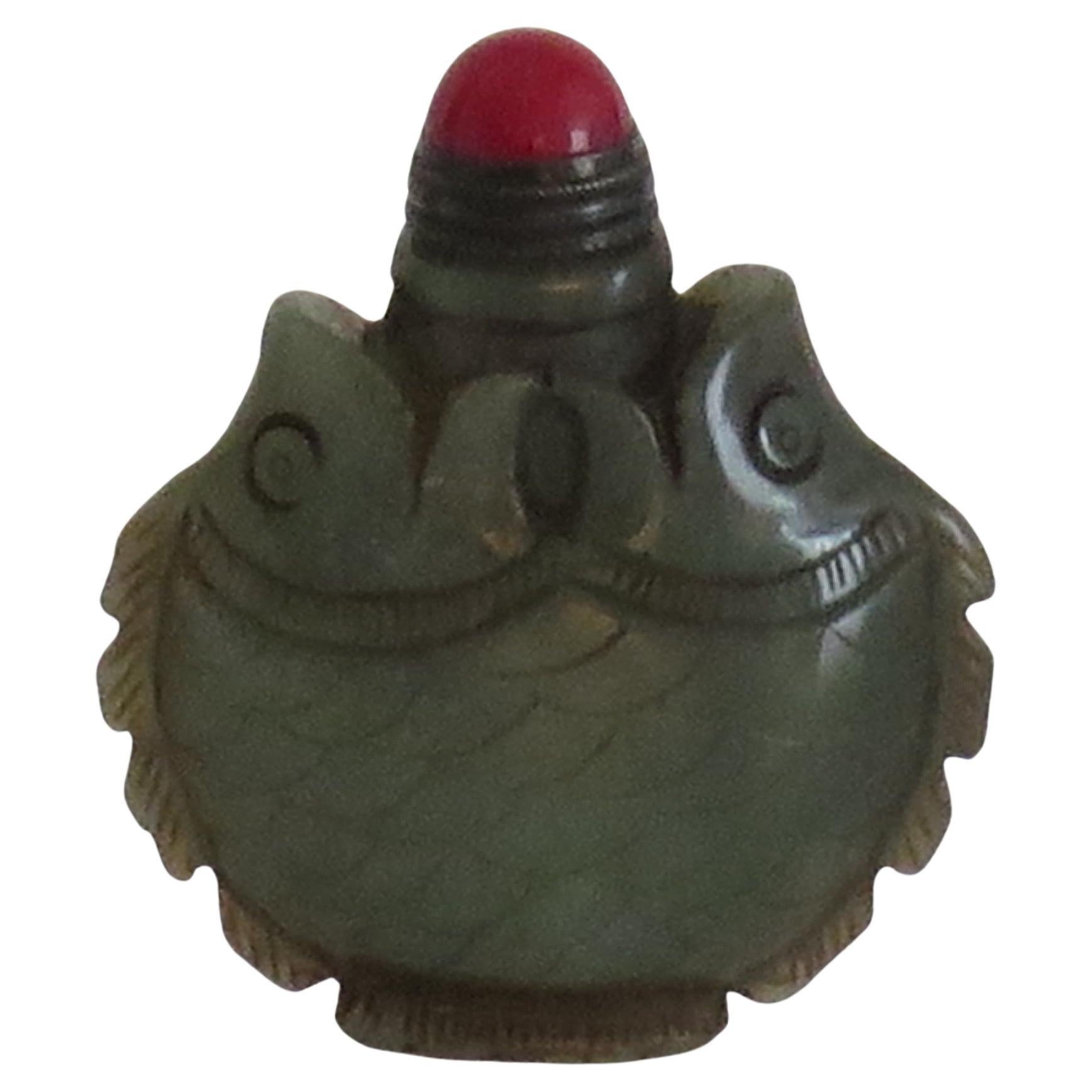 Chinese Snuff Bottle Hand Carved Natural Serpentine Stone Spoon Top, circa 1920s For Sale