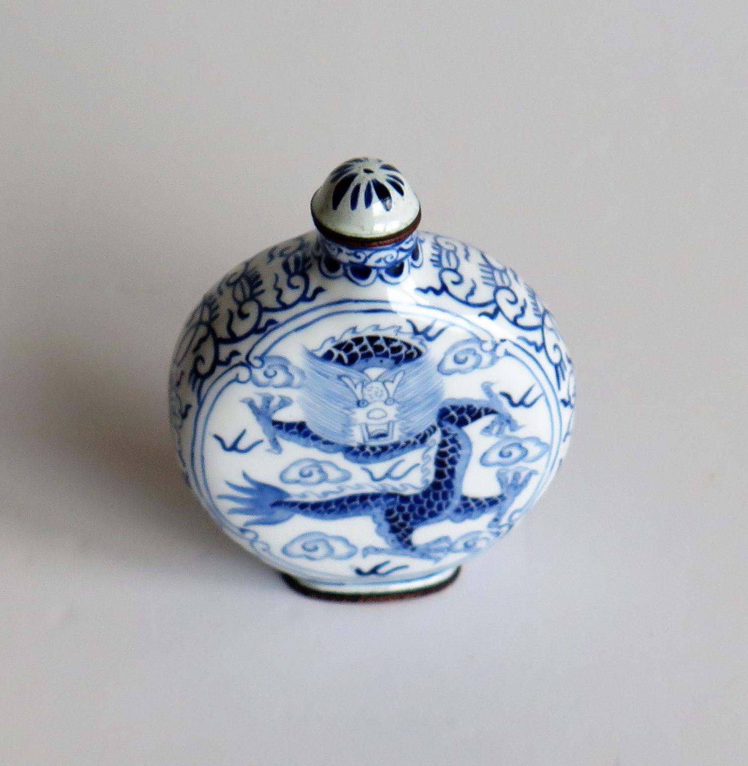 Chinese Snuff Bottle Hand Enamelled Blue and White Dragon on Copper, circa 1940s 3