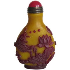 Antique Chinese Snuff Bottle in Cameo or Overlay Glass, Circa 1920