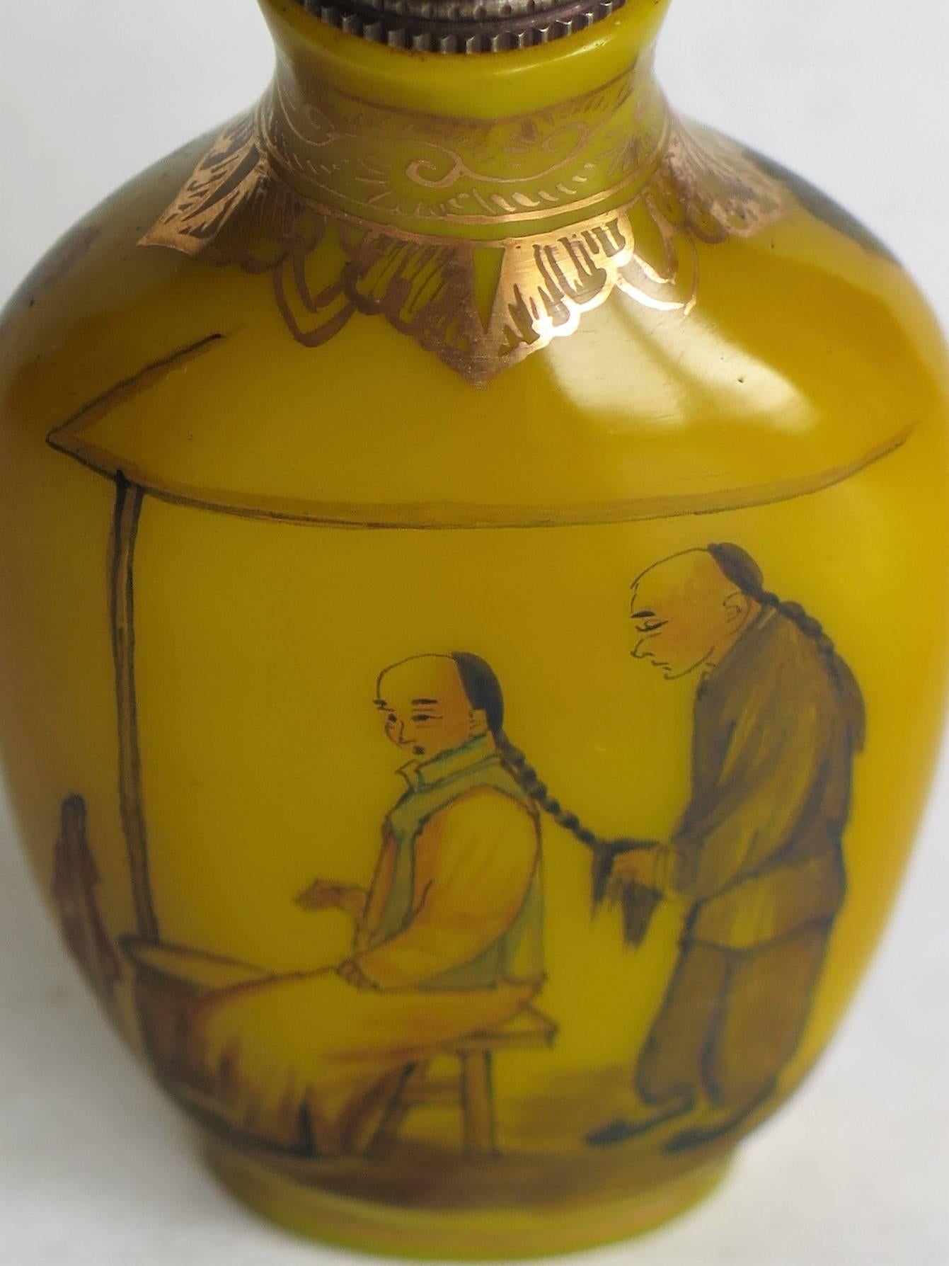 Chinese Snuff Bottle Yellow Milk Glass Hand Enamelled 4 Character Mark, Ca 1920 5