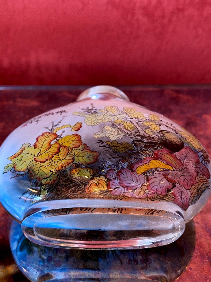 Chinese Snuffbox Covered in Painted Glass Inside, Period: 20th Century In Excellent Condition For Sale In CRÉTEIL, FR