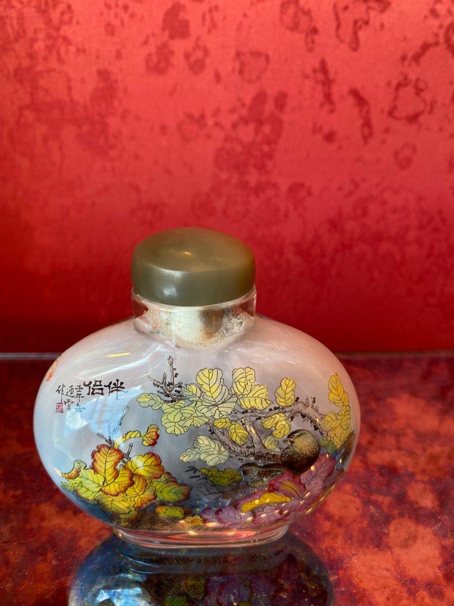 Chinese Snuffbox Covered in Painted Glass Inside, Period: 20th Century For Sale 1