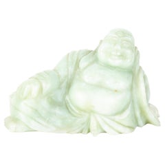 Sculpture de Bouddha bouddhiste en pierre de savon sculptée du 19ème siècle Qing