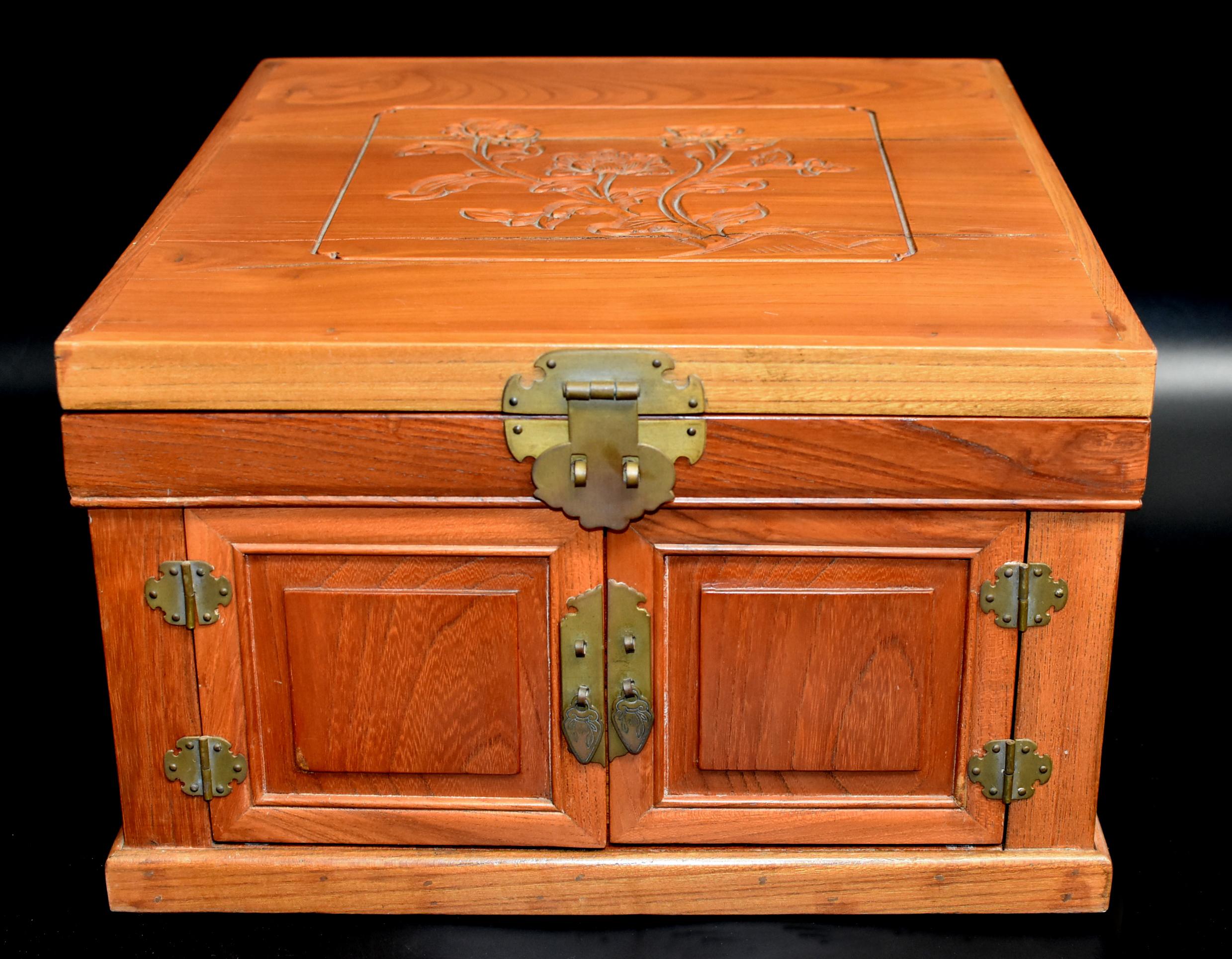 20th Century Chinese Solid Elm Jewelry Box with Carved Flowers For Sale