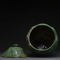 Jarra y tapa funerarias budistas esmaltadas en verde de la dinastía Song china - TL Probado
