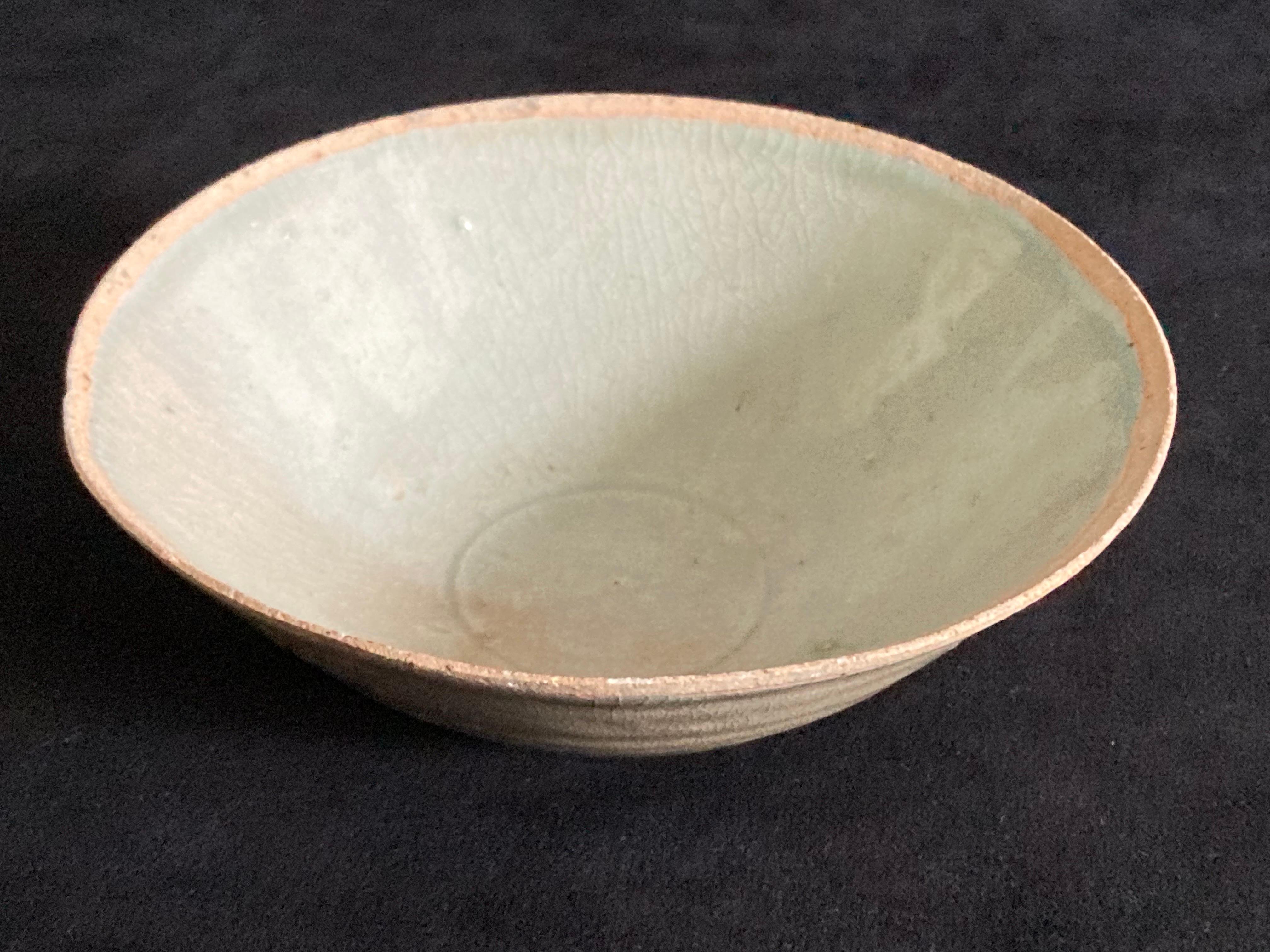Chinese Song Period Celadon Glazed Bowl For Sale 10