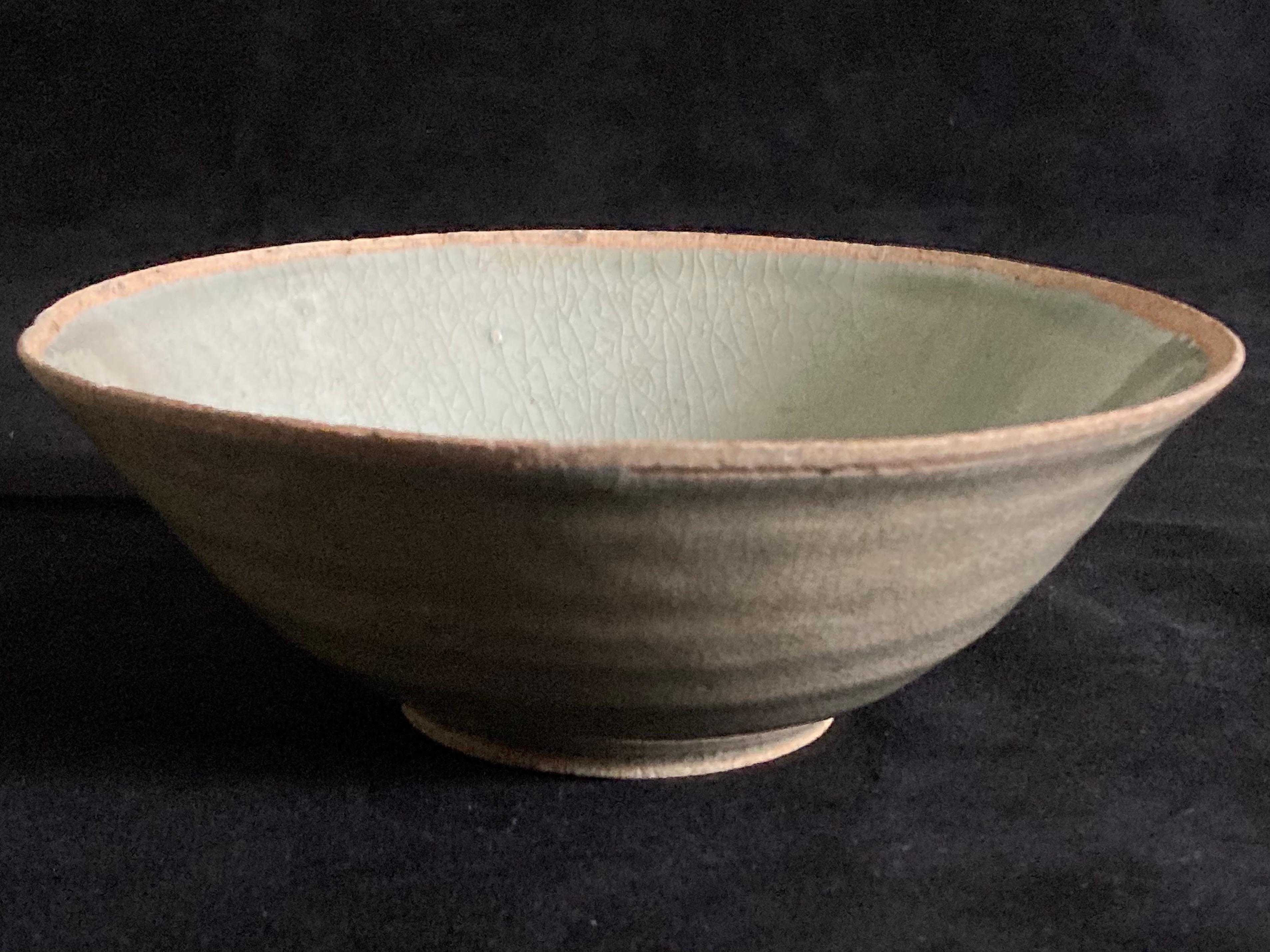 Chinese Song Period Celadon Glazed Bowl For Sale 14