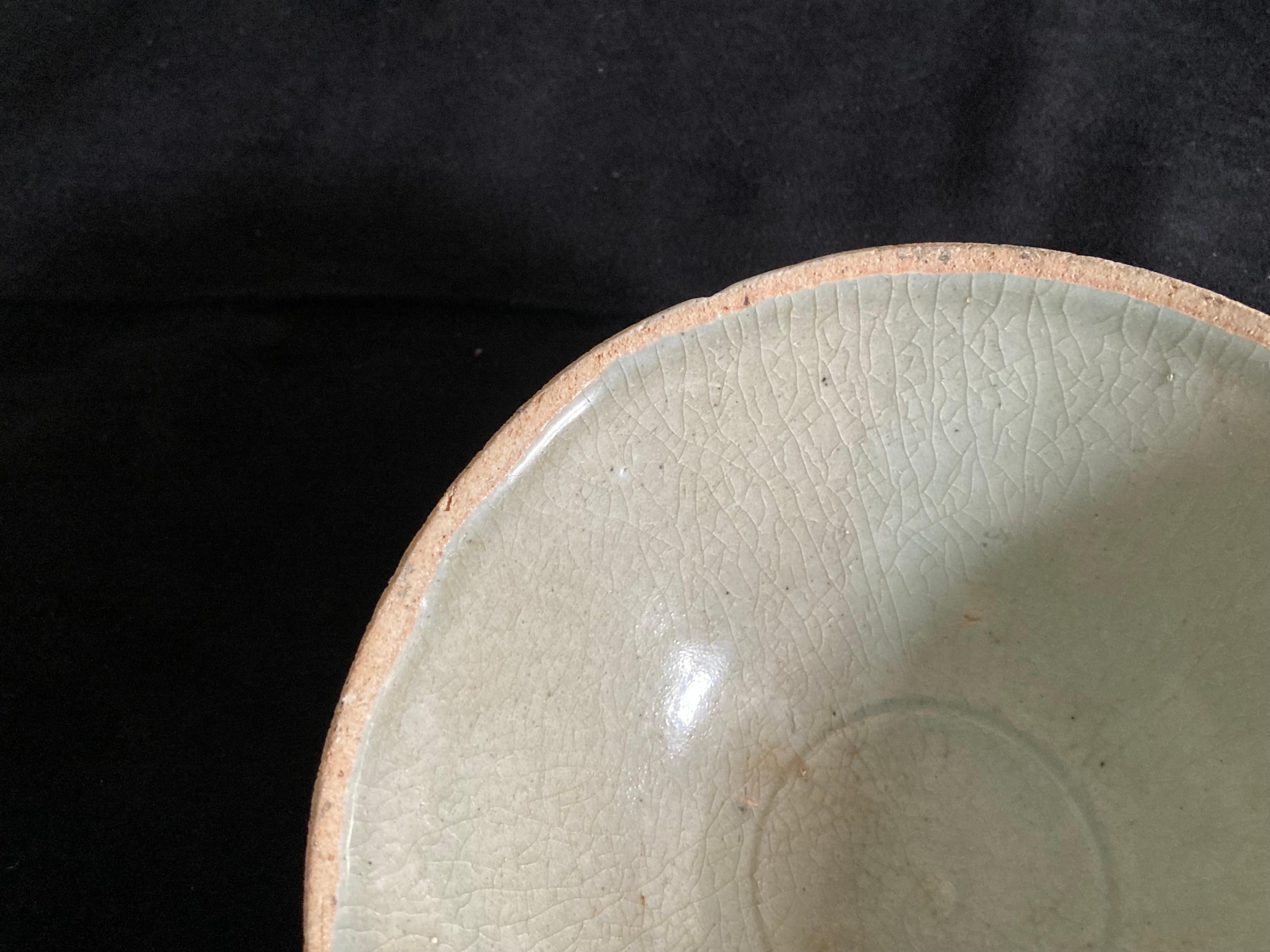 18th Century and Earlier Chinese Song Period Celadon Glazed Bowl For Sale