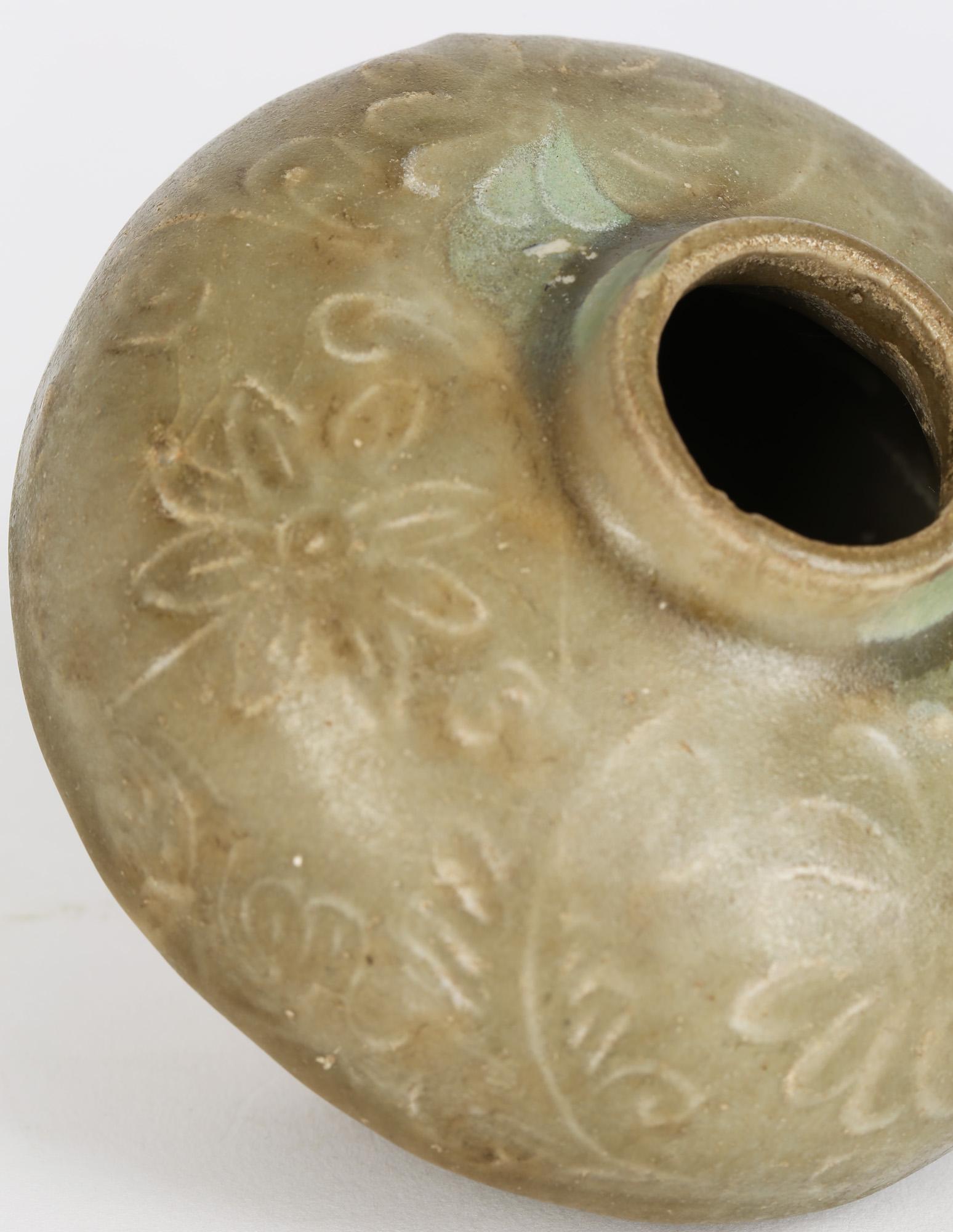Archaistic Chinese Song/Yuan Dynasty Flower Molded Longquan Celadon Pottery Jar