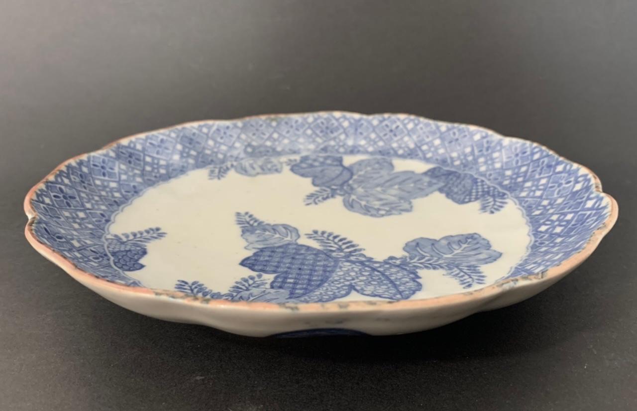 Chinese Soup Plate Inspired by the Blue Family India Compagny, Mid 19th Century In Good Condition For Sale In Beuzevillette, FR