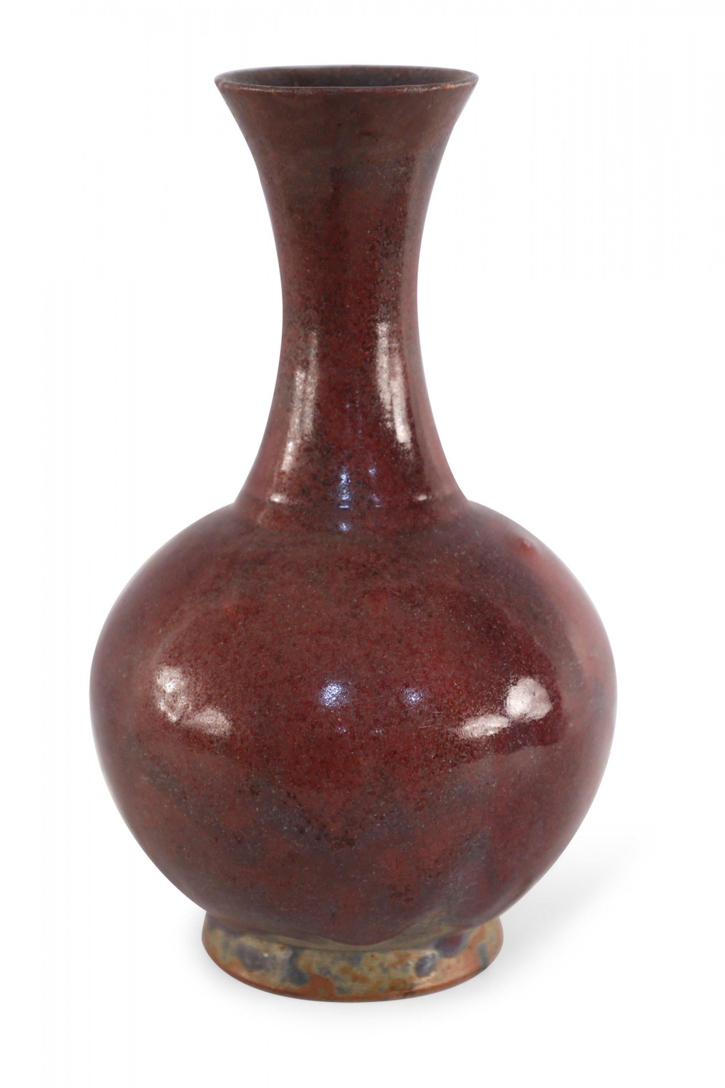 Chinese Speckled Maroon Glazed Porcelain Vase For Sale 4