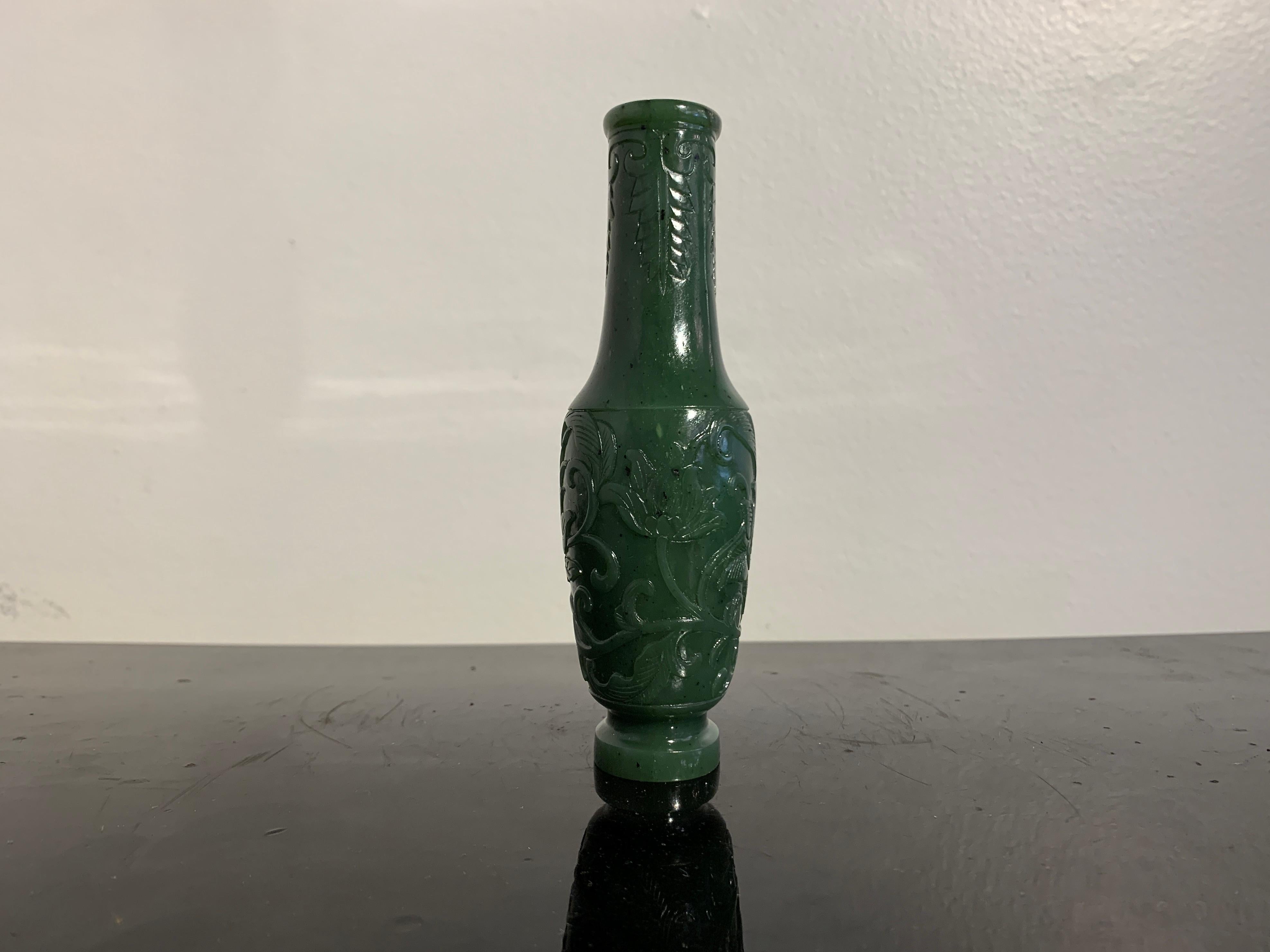 green jade vase
