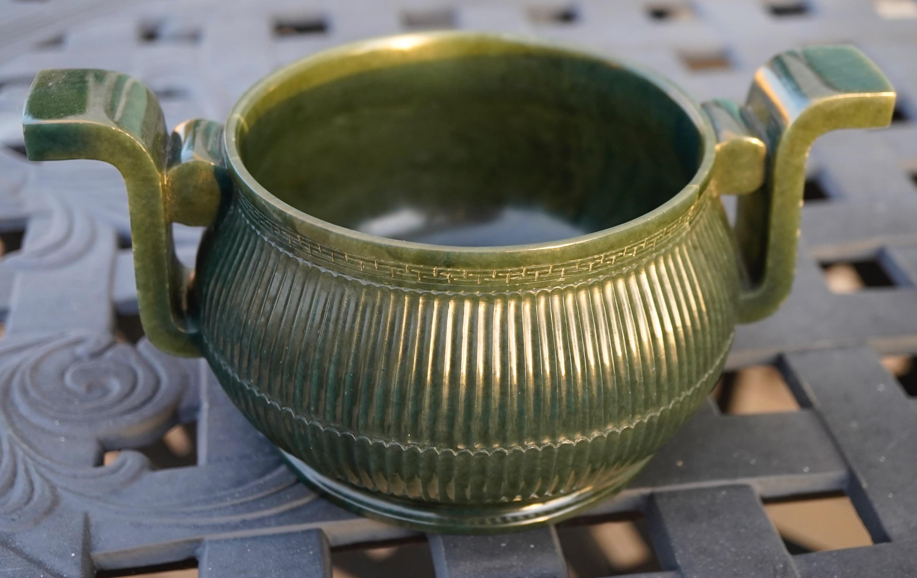 Encensoir et couvercle chinois en Jade Greene & Greene, dynastie Qing en vente 5
