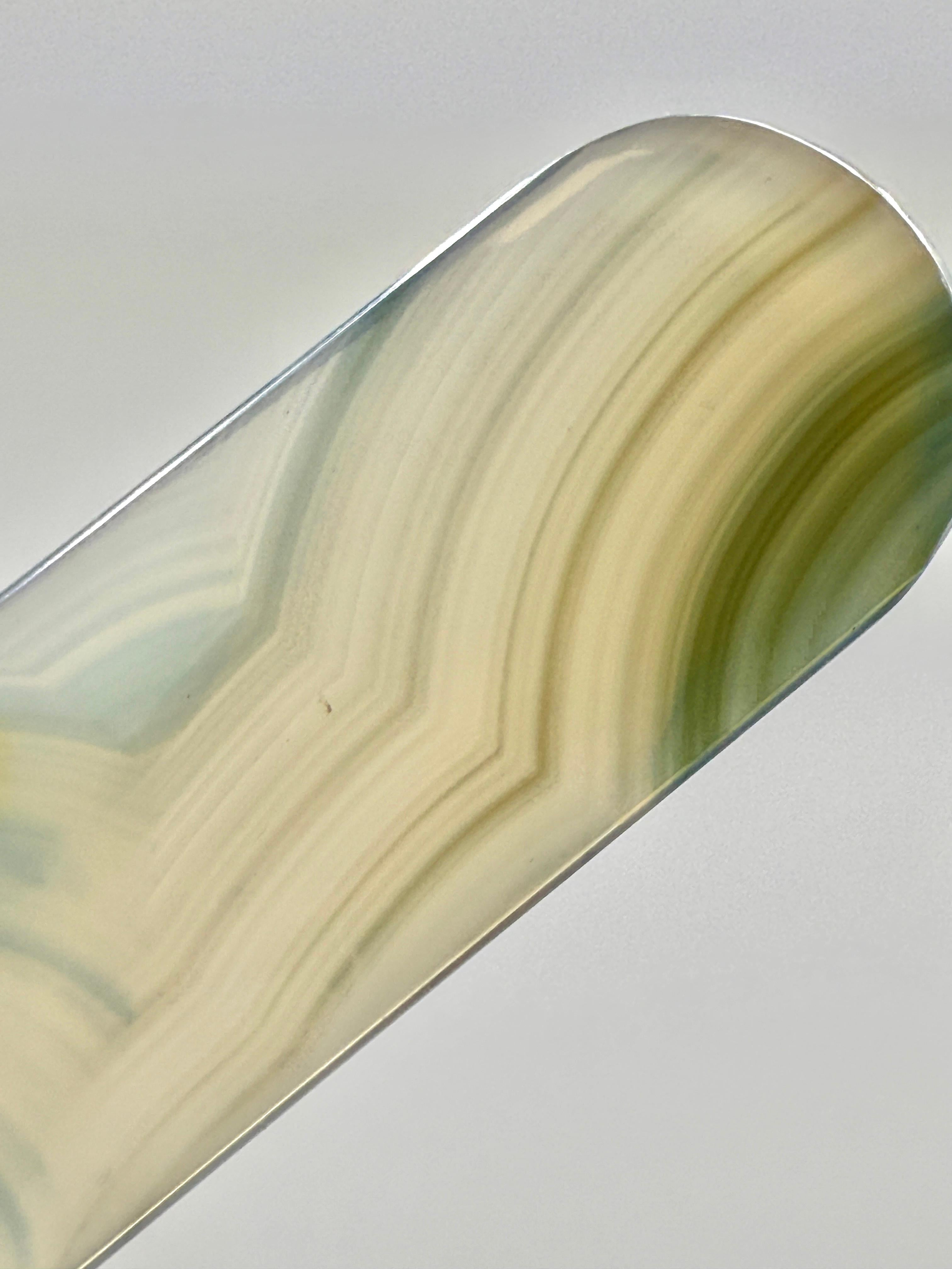Chinese Spinach Jade and Gold Page Turner with a small Agate Page Turner For Sale 9