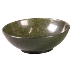 Chinese spinach jade bowl