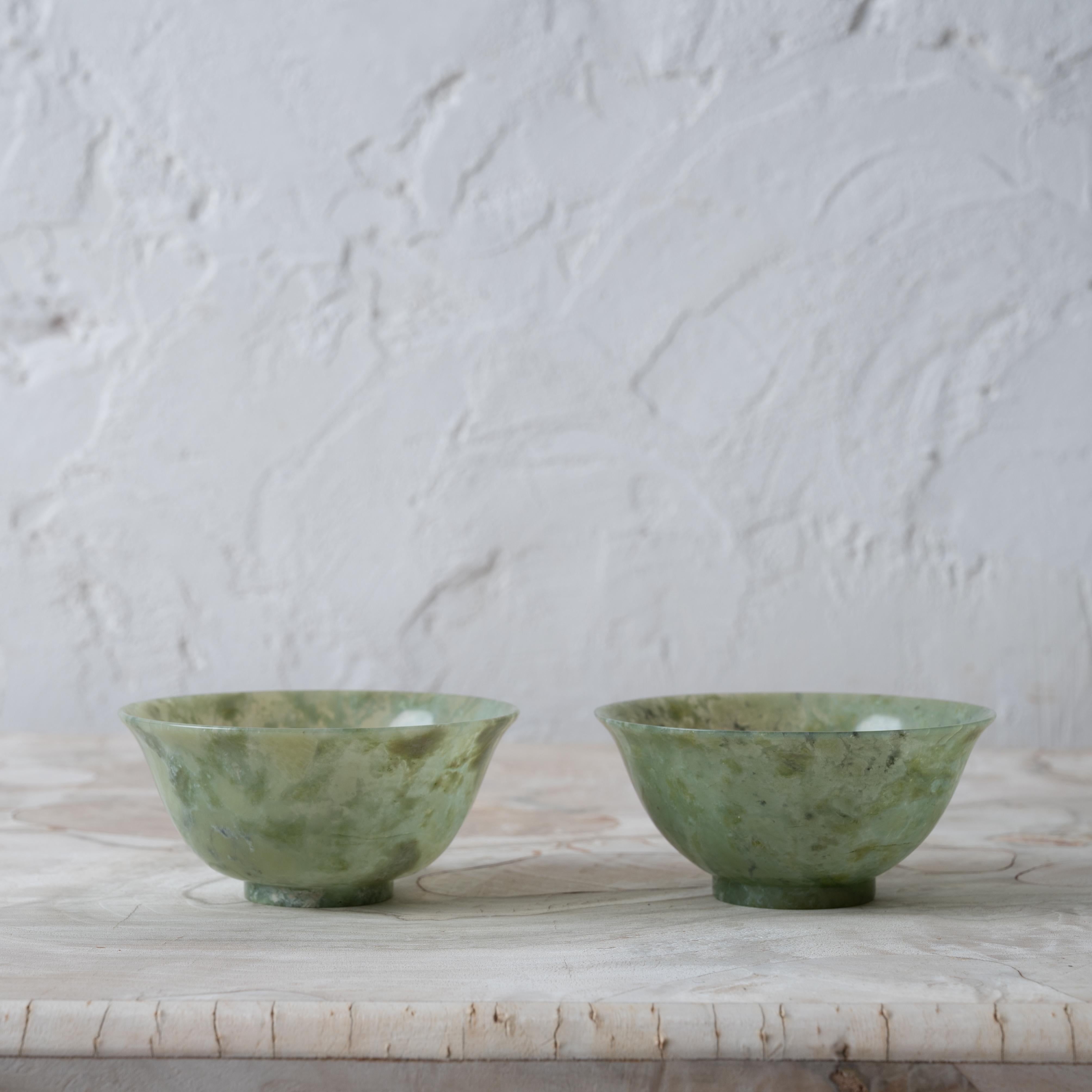 Chinese Spinach Jade Bowls In Good Condition For Sale In Savannah, GA