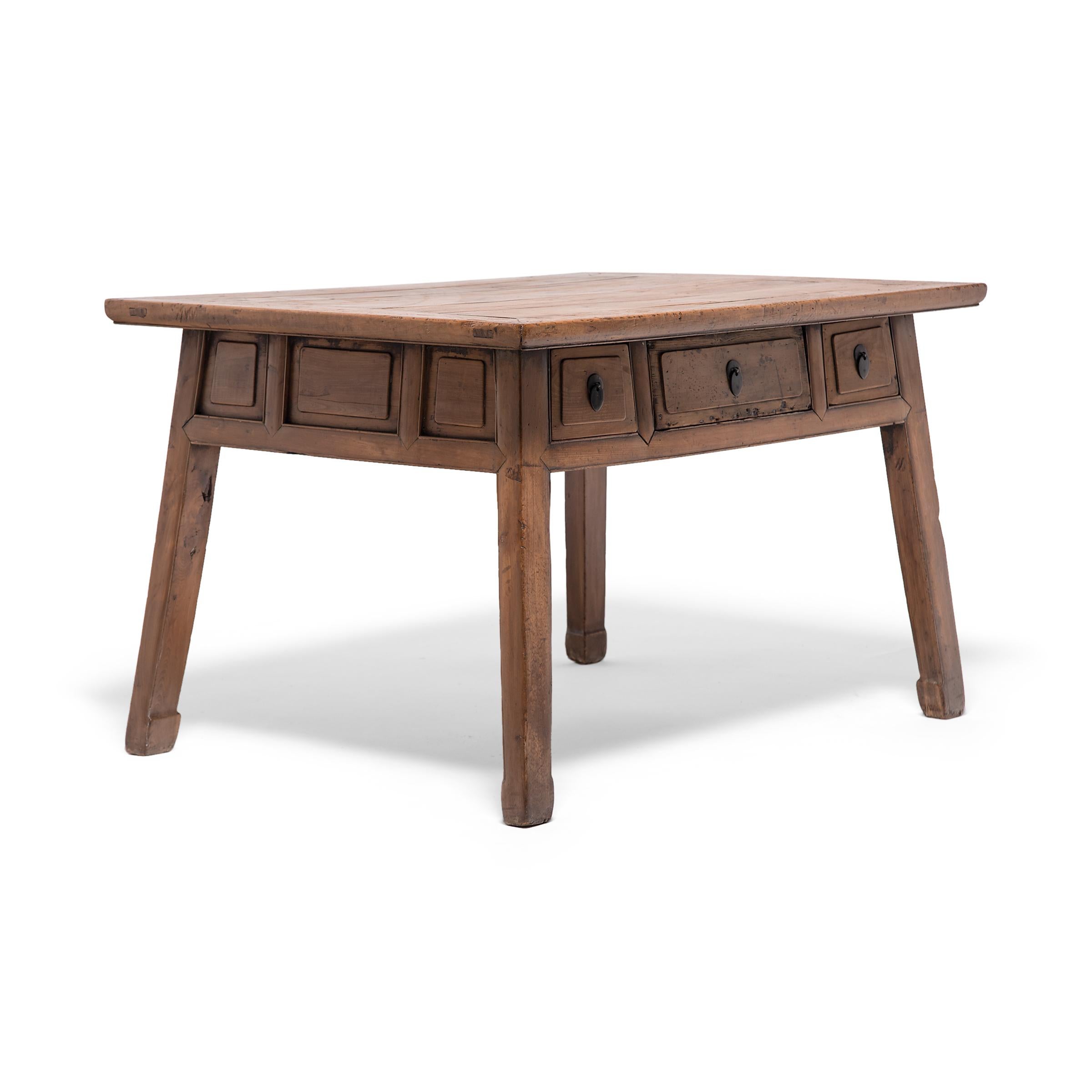 Chinese Splayed Leg Cypress Table, circa 1850 In Good Condition For Sale In Chicago, IL