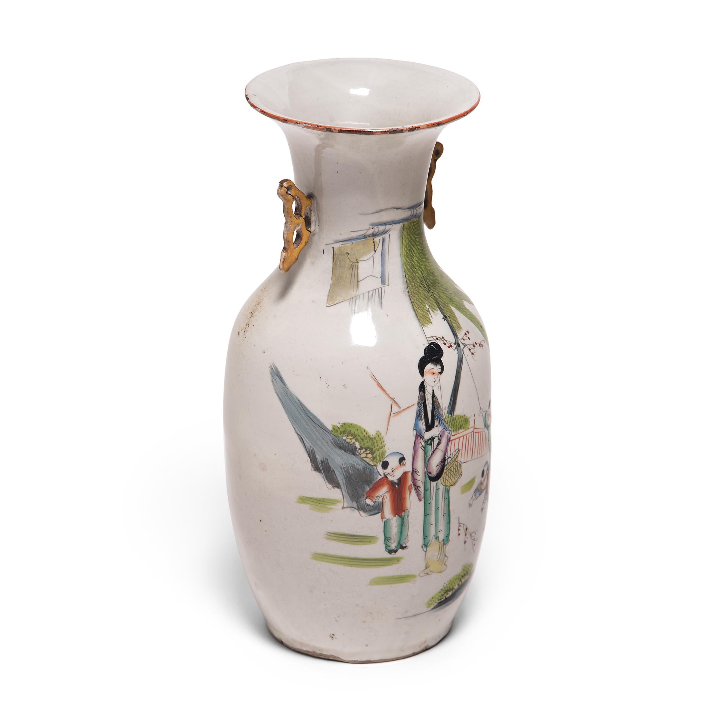 Qing Chinese Springtime Phoenix Tail Vase, circa 1900