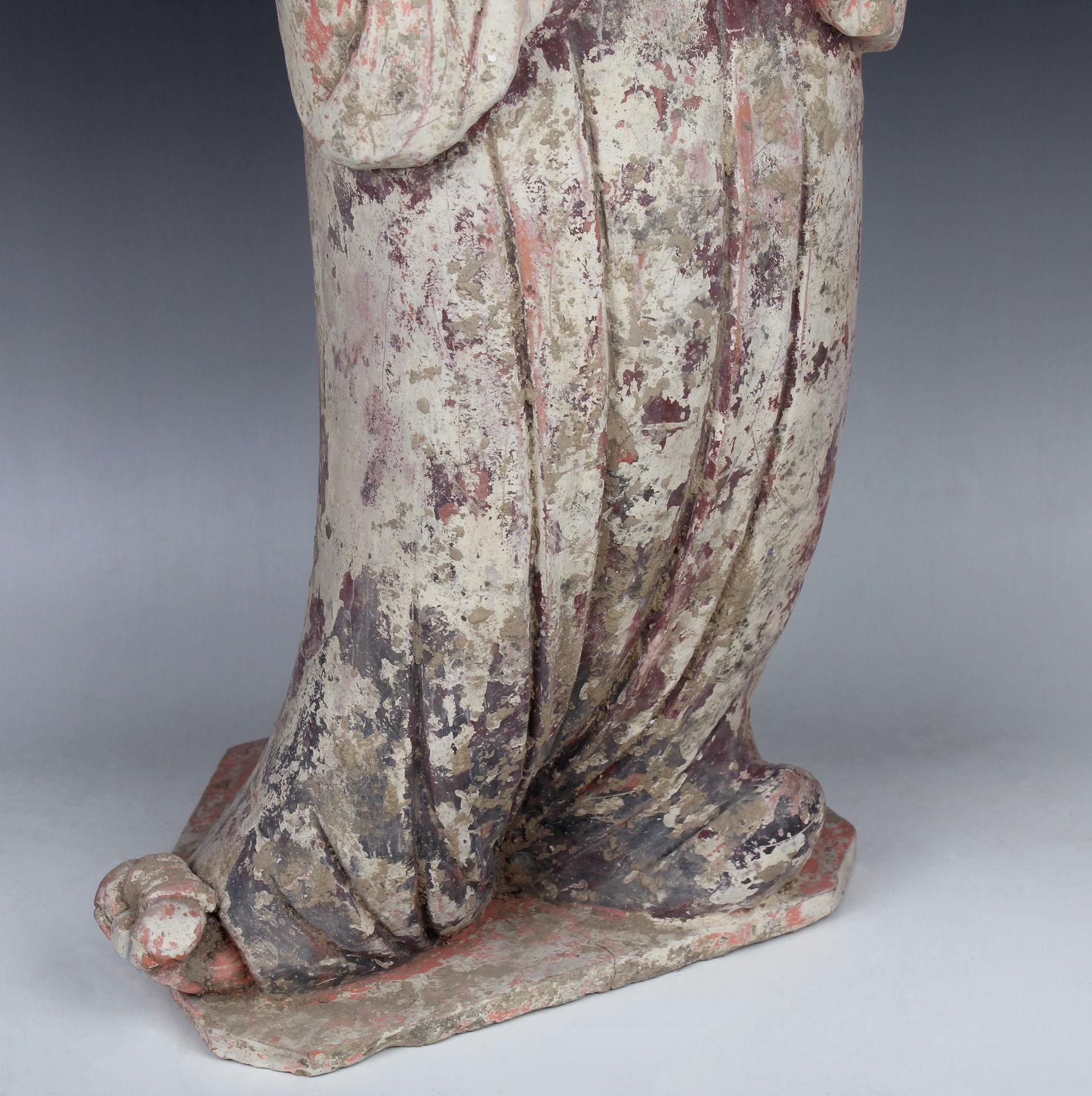 Chinese statuette of a Fat Lady For Sale 6